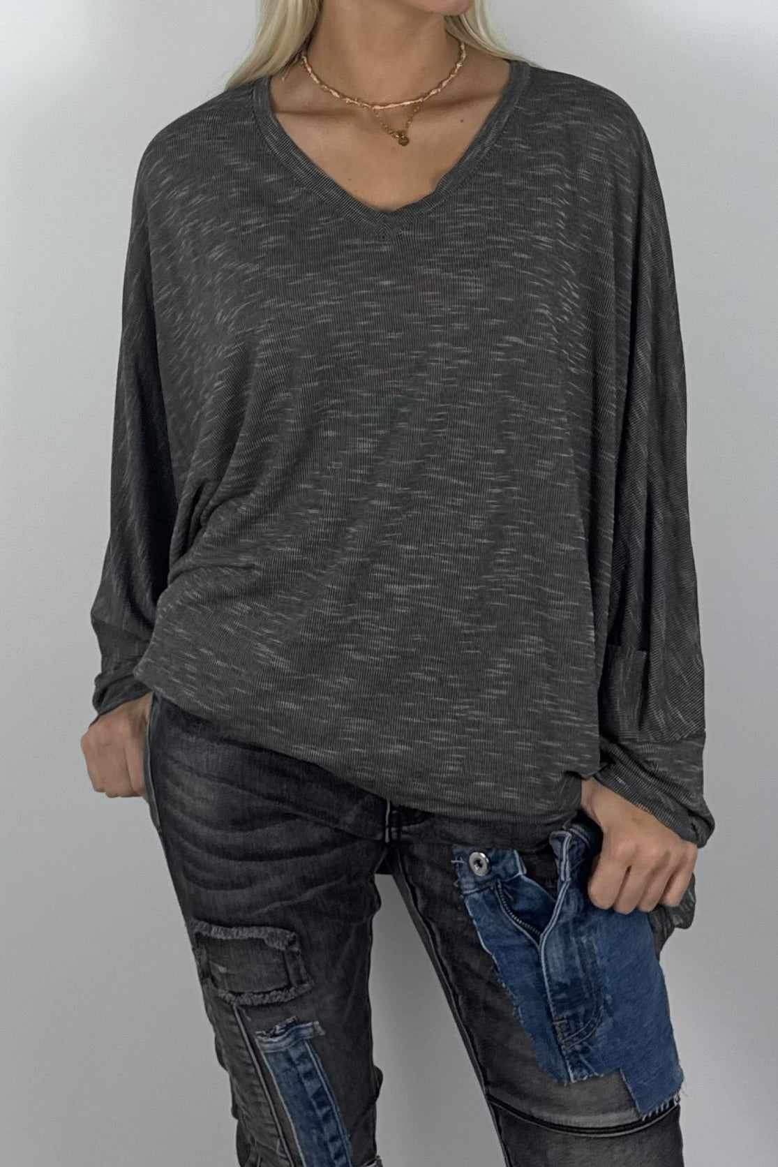 Damen Oversize Shirt mit V-Ausschnitt – Schoko