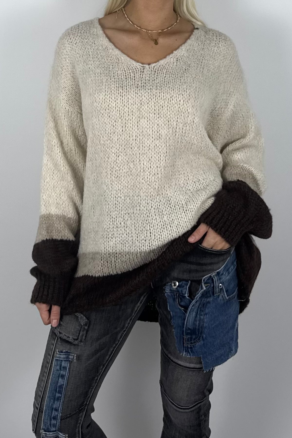 Damen Oversize Strickpullover mit V-Ausschnitt – Butter