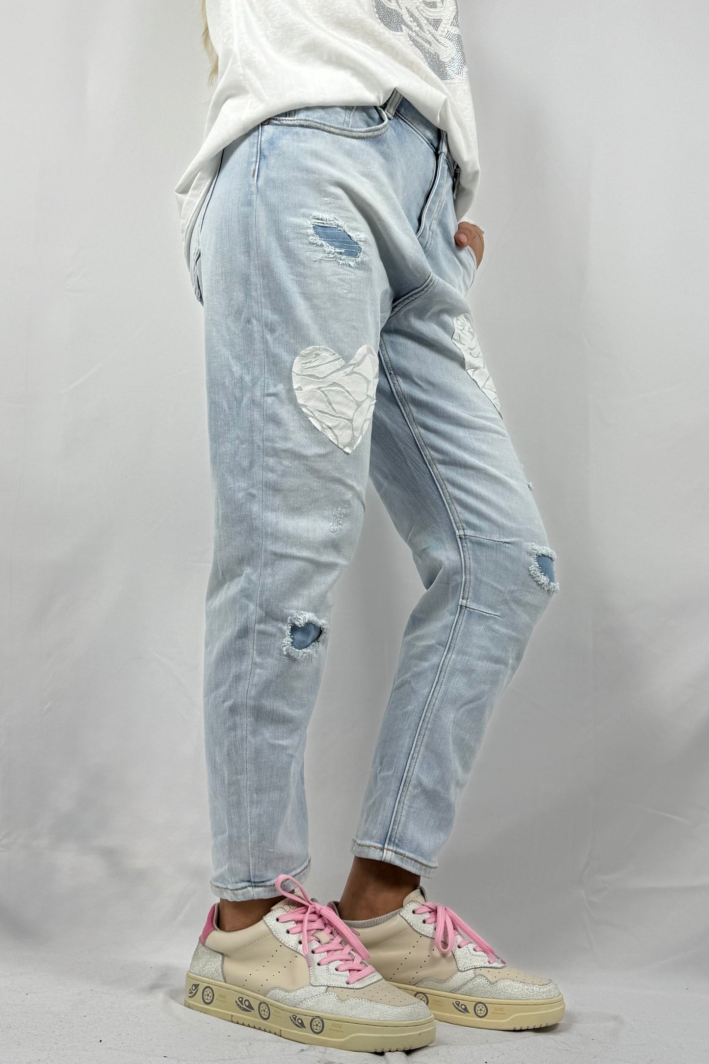 Damen Jeans mit Herz-Detail und Used-Optik