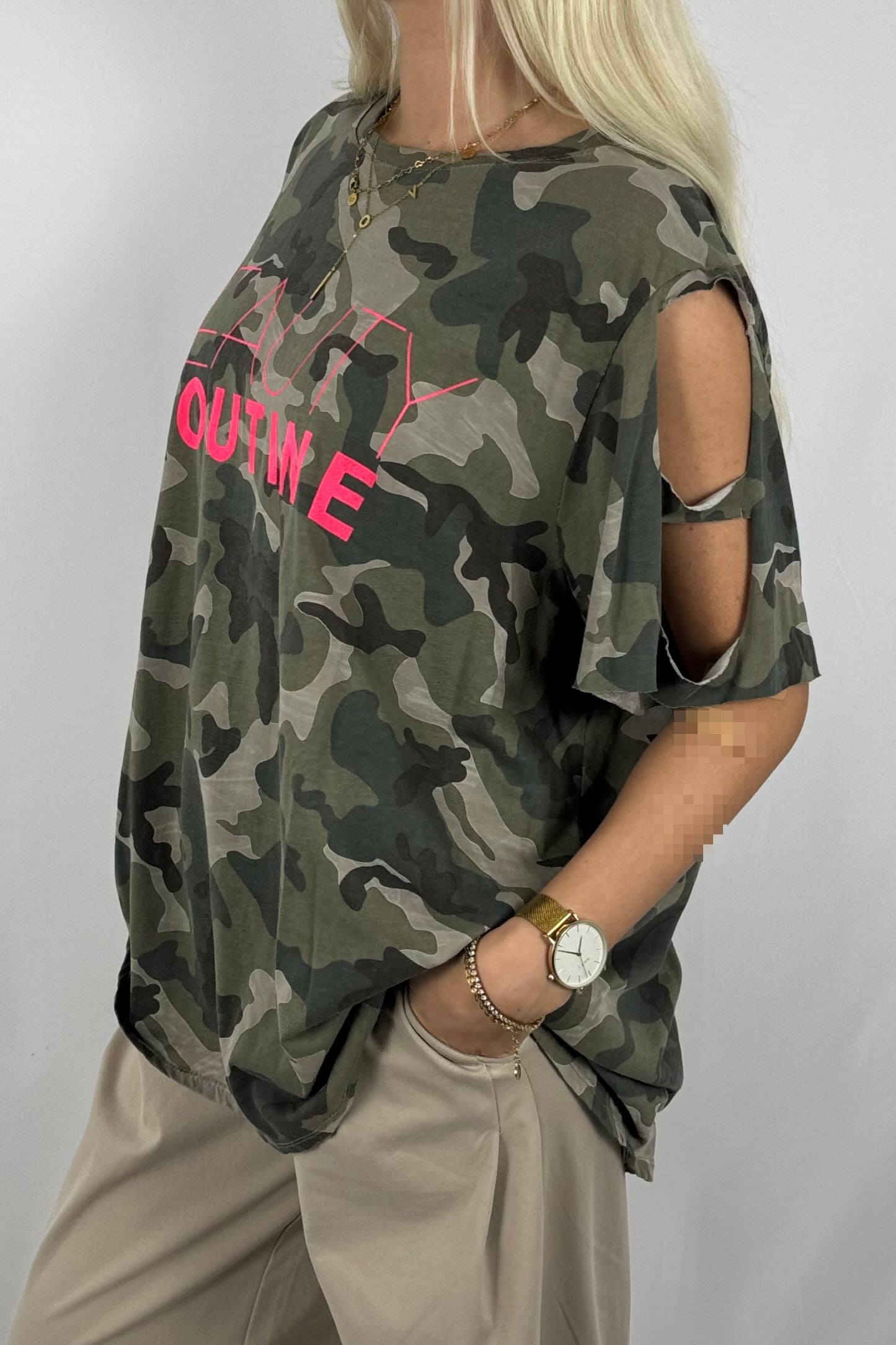 Beauty Routine Shirt – Camouflage -Mud