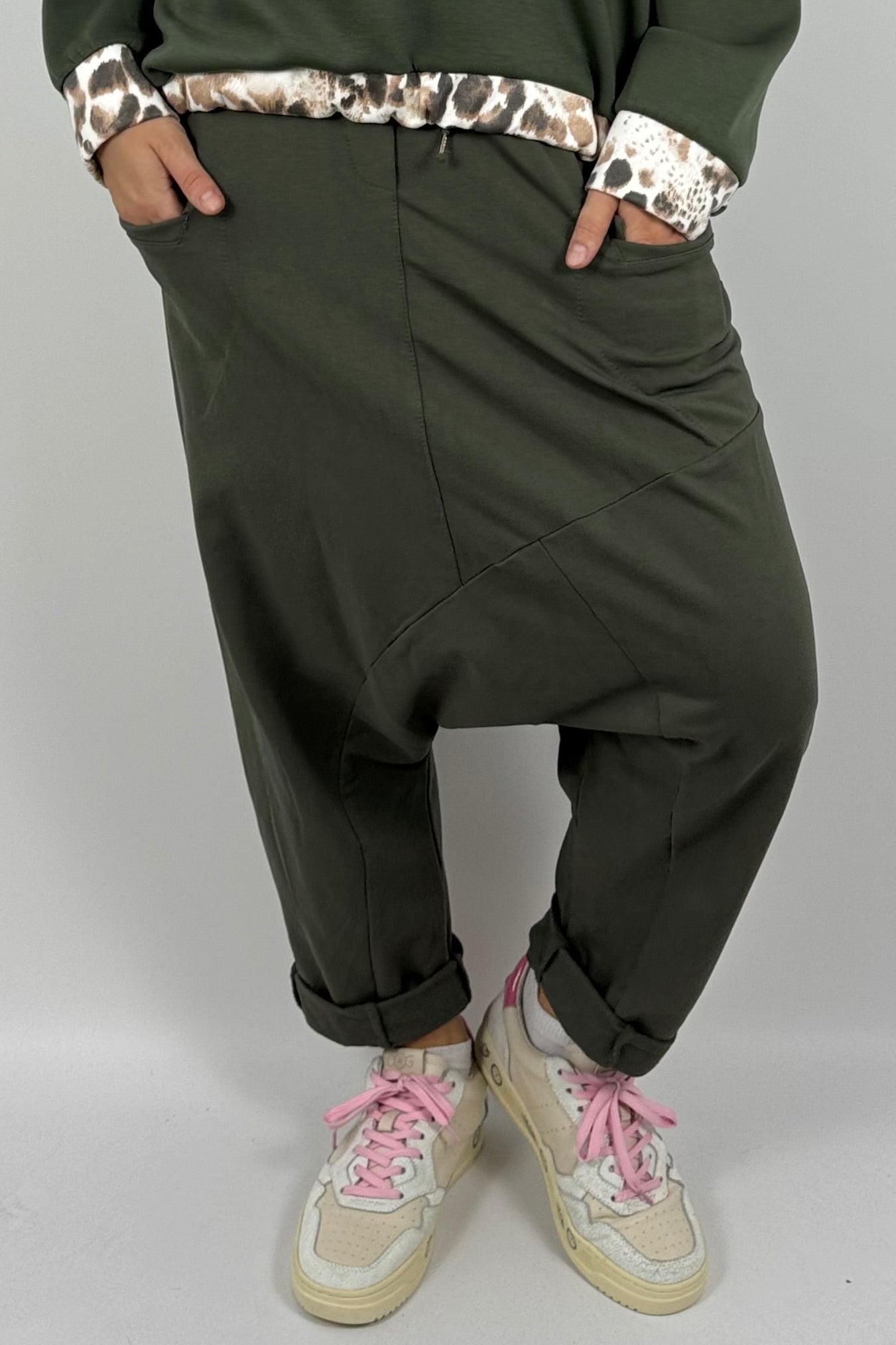Lässige Baggy-Hose mit Taschen – Khaki