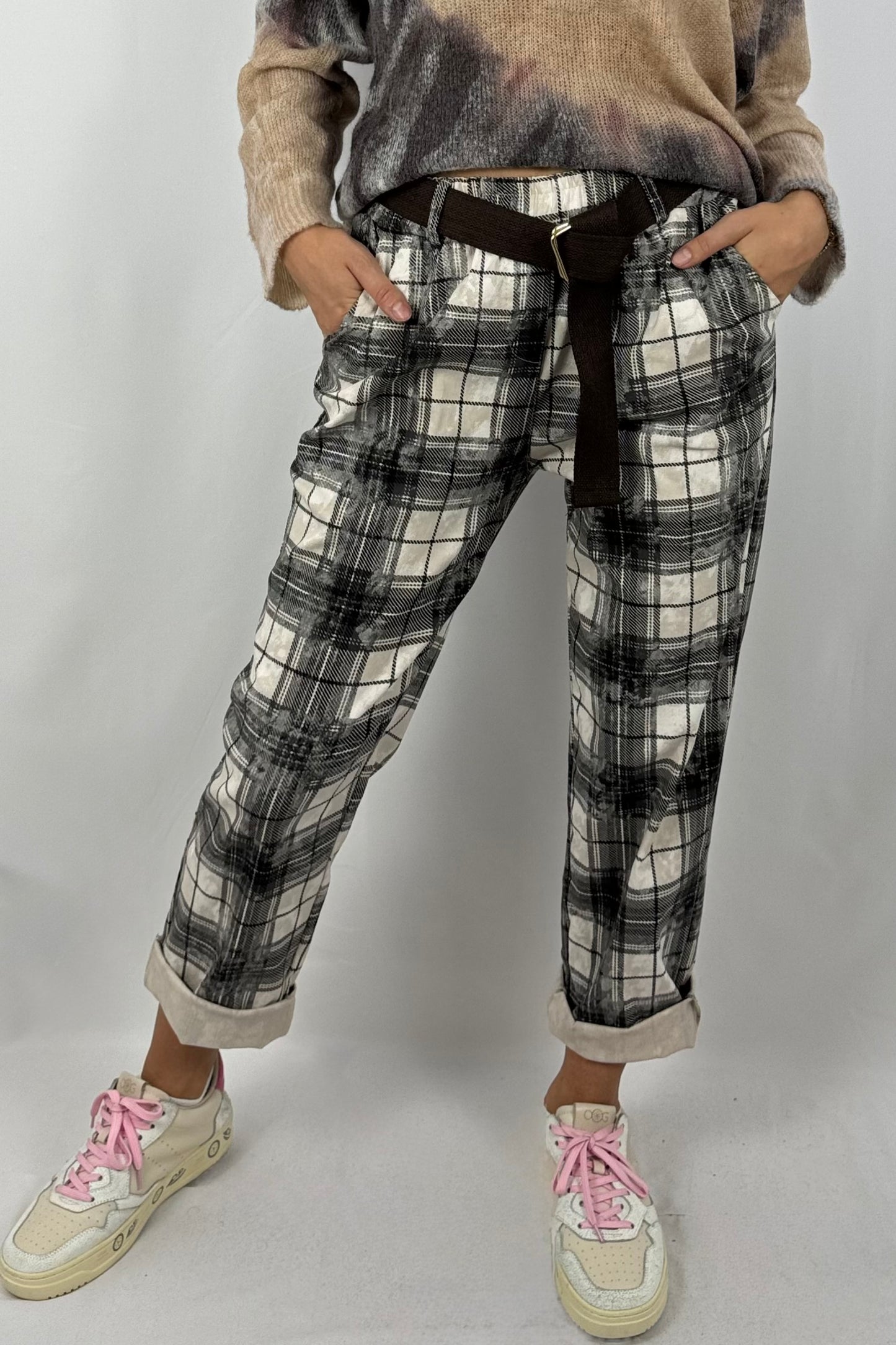 Damen Hose – Karomuster mit Gürtel-Schwarz