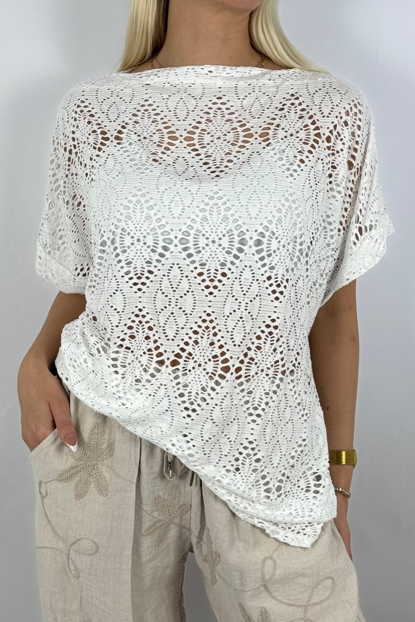 Häkelshirt im Boho-Look – luftig & stilvoll-Weiß