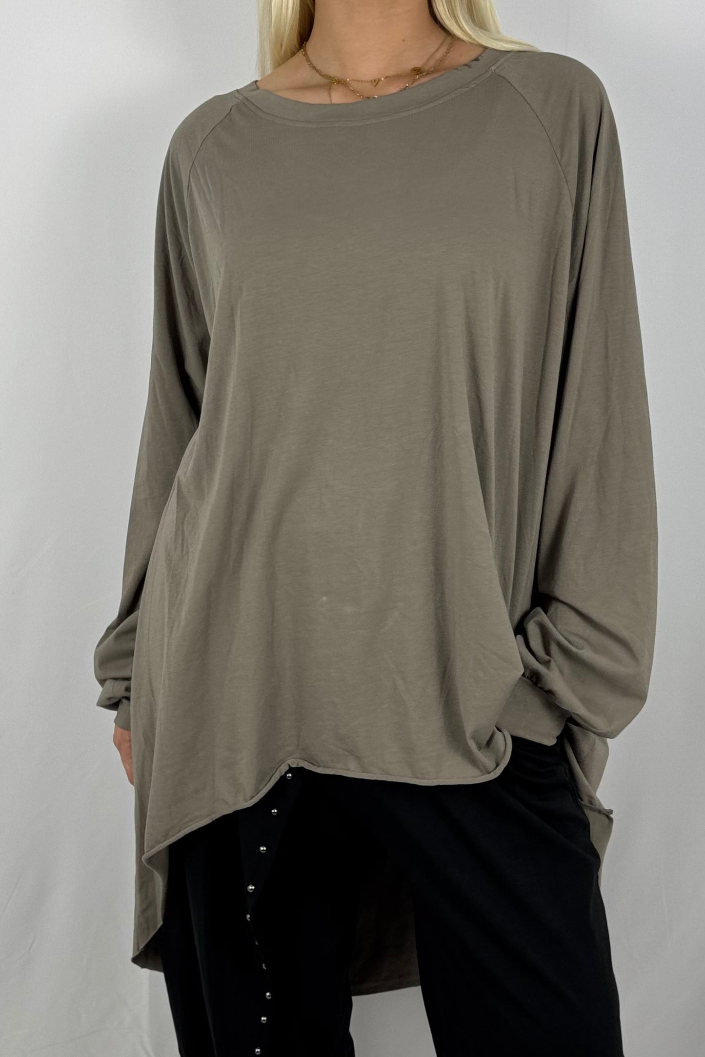 Oversize-Shirt „STYLE“ mit Leo-Print auf dem Rücken-Mud