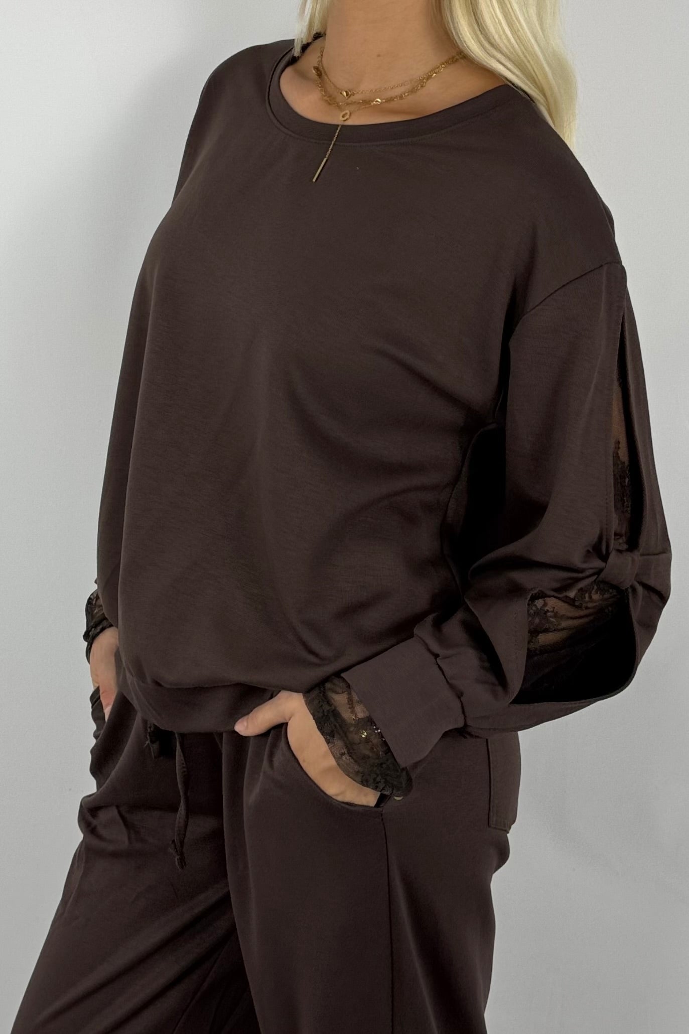 Damen Sweatshirt aus Viskose – Oversize mit Raffärmeln-Schoko