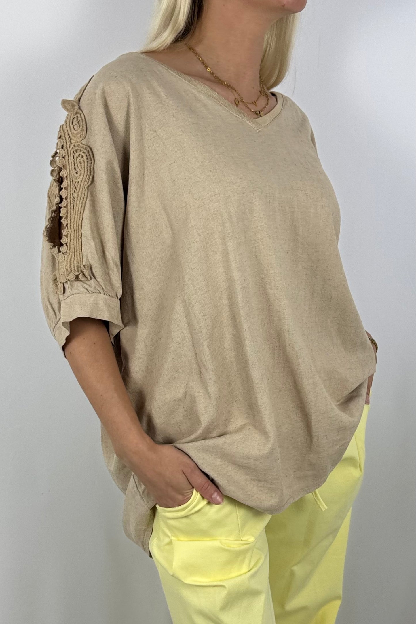 Leinen-Viscose Shirt mit Häkelspitze – luftig & feminin-Safari