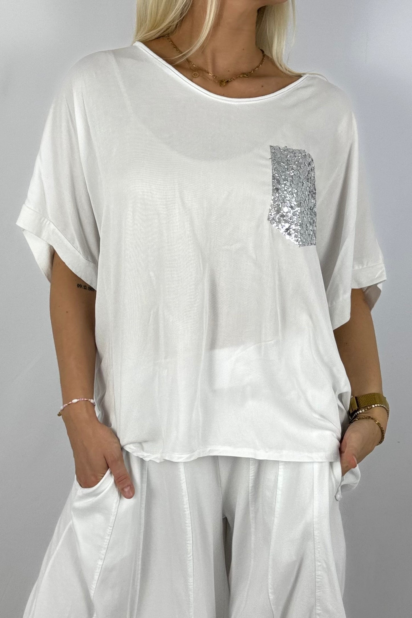Oversize Shirt mit Pailletten-Brusttasche-Weiß