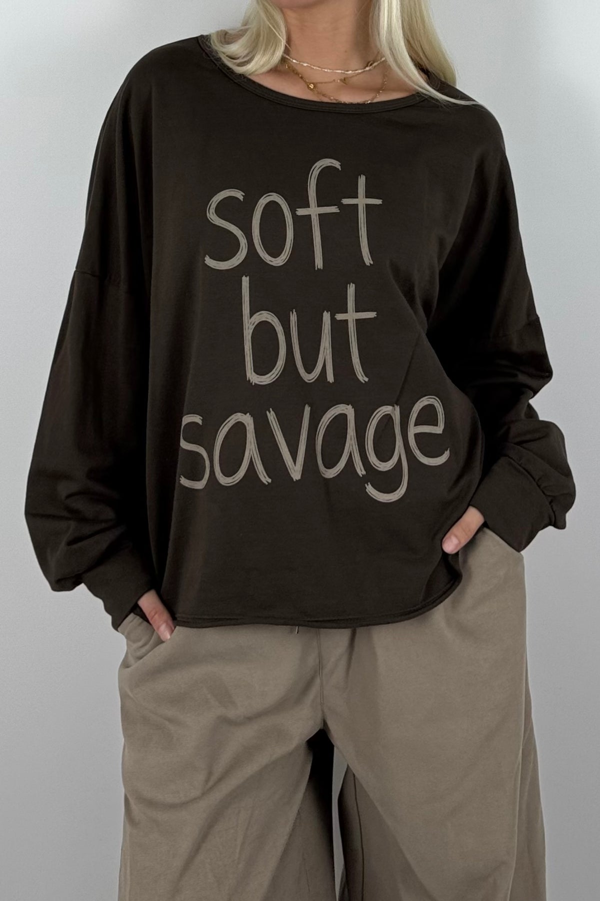 Oversize Shirt „Soft but Savage“ –Schoko