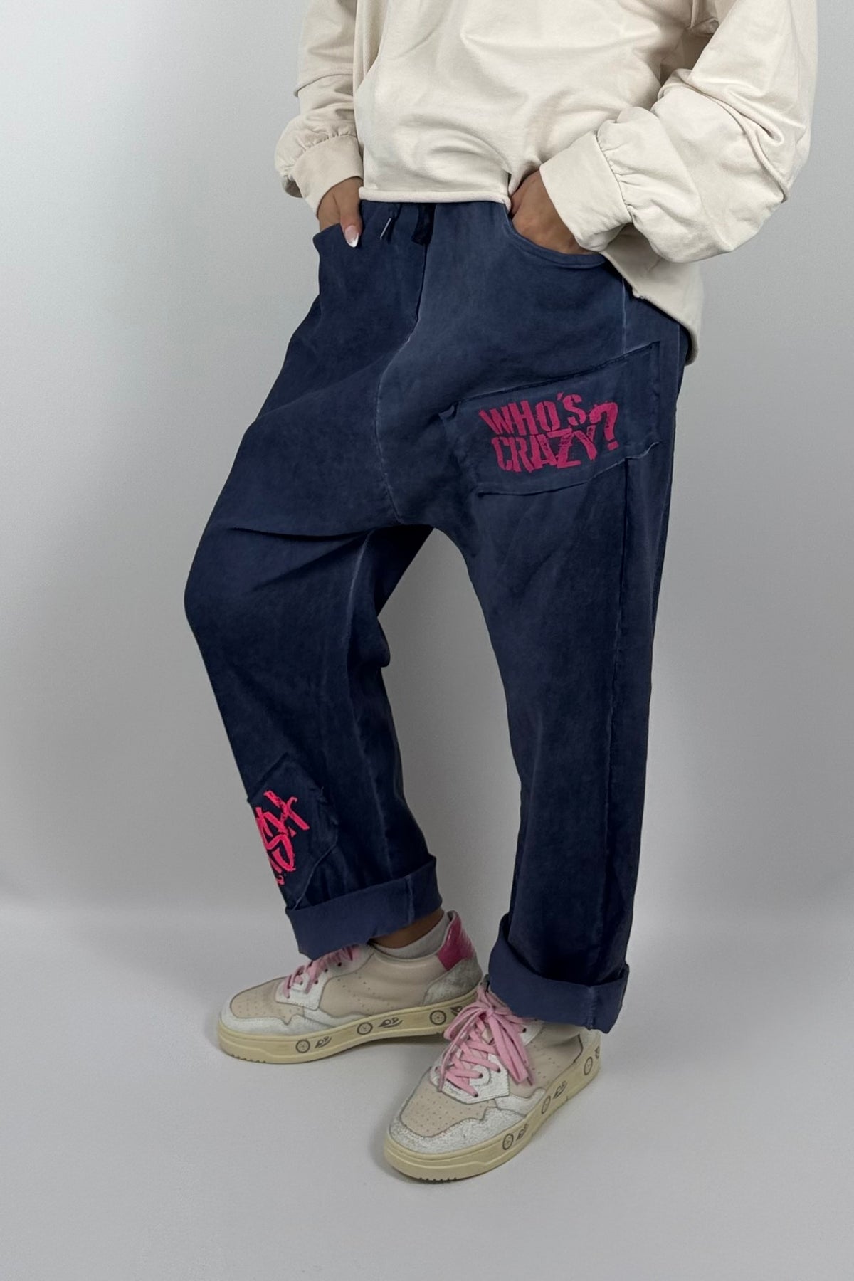 Damen Baggy-Hose mit Statement-Print-Navy