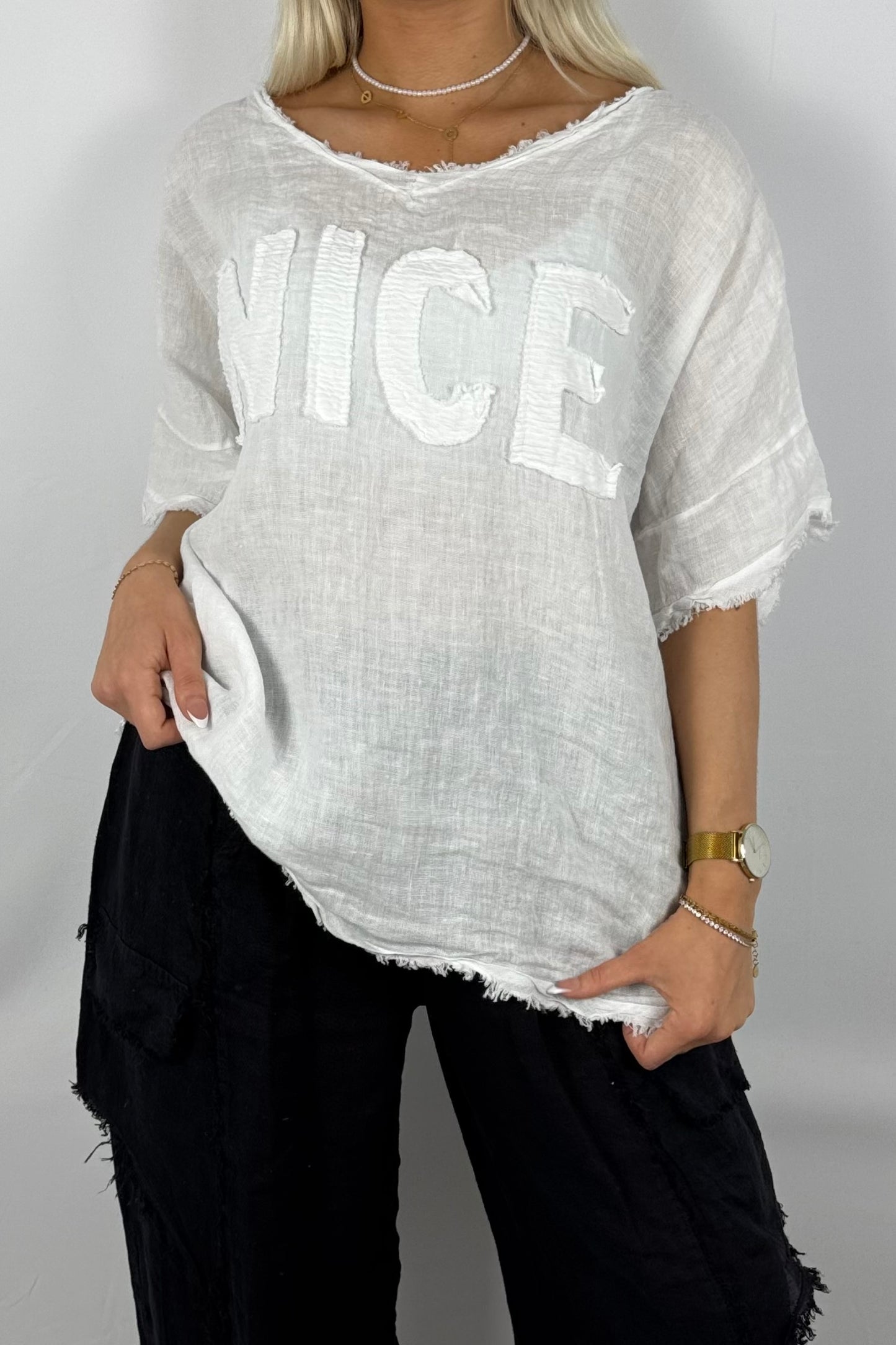 Leinen-Shirt mit „NICE“-Applikation-Weiß