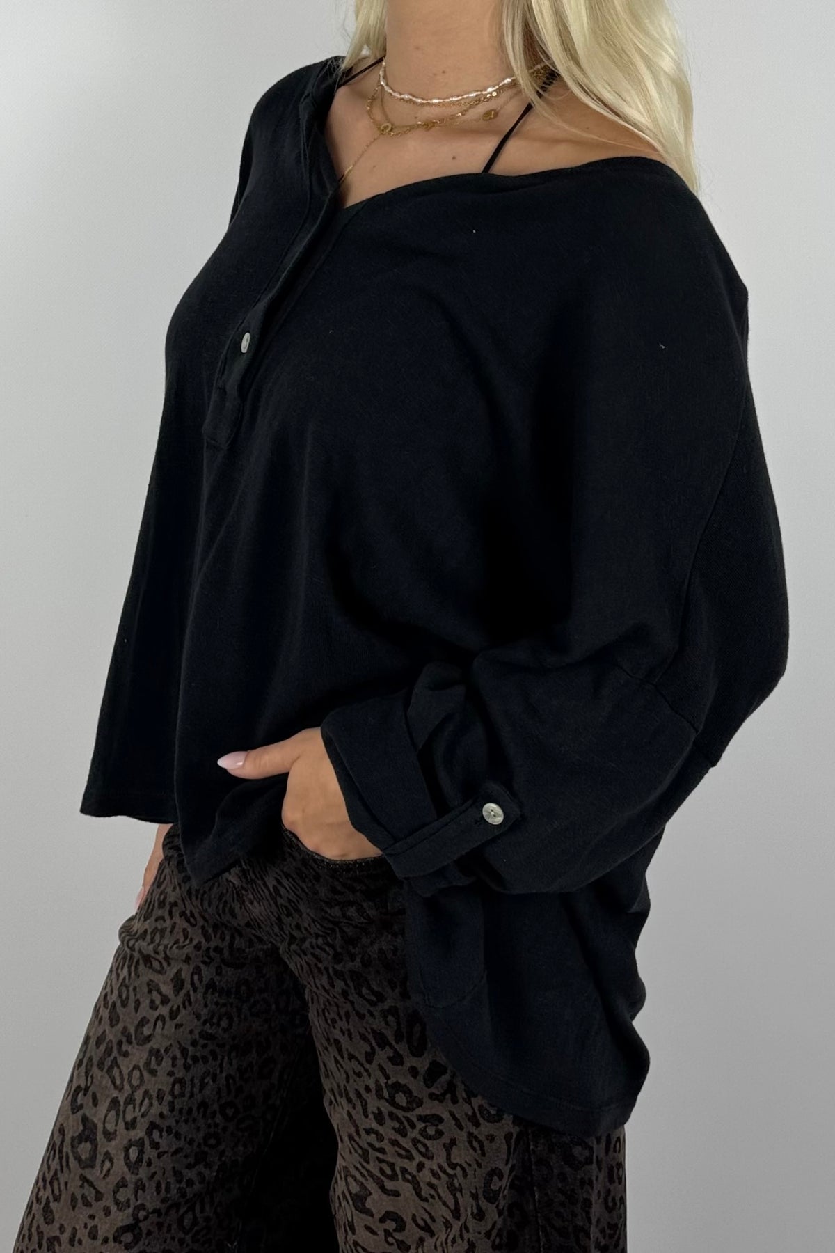 Oversize Shirt mit Knopfleiste-Schwarz