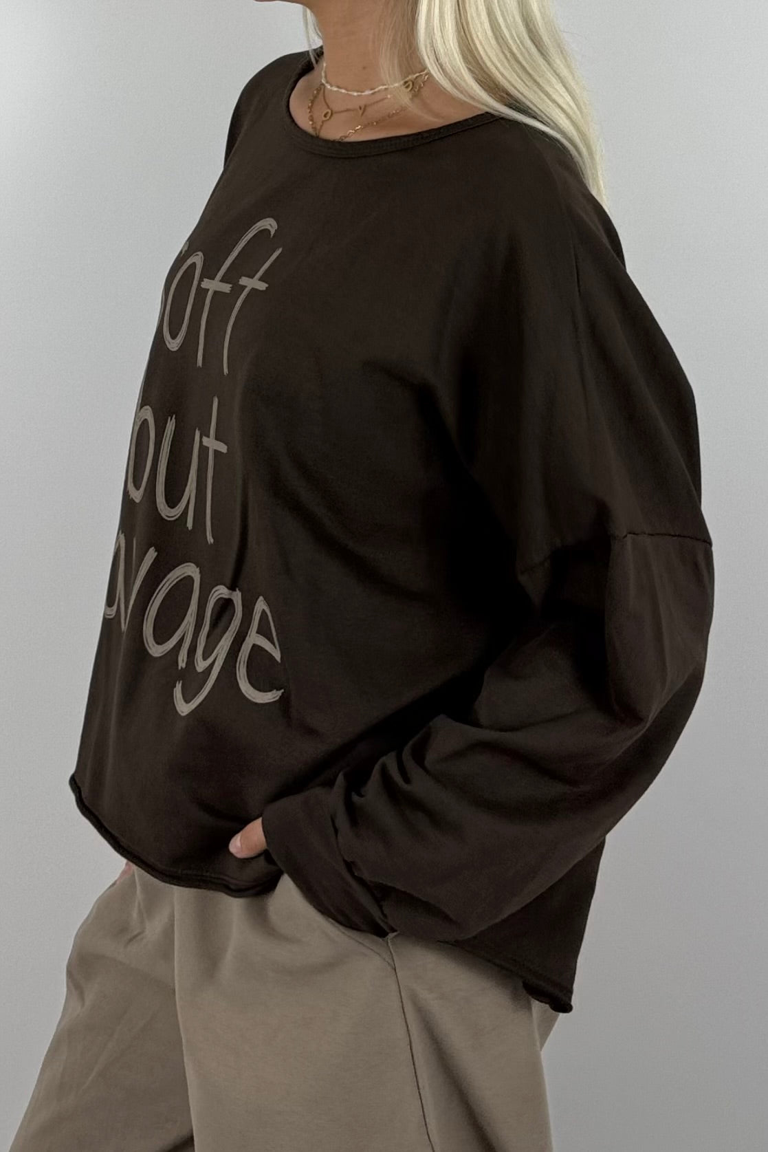 Oversize Shirt „Soft but Savage“ –Schoko