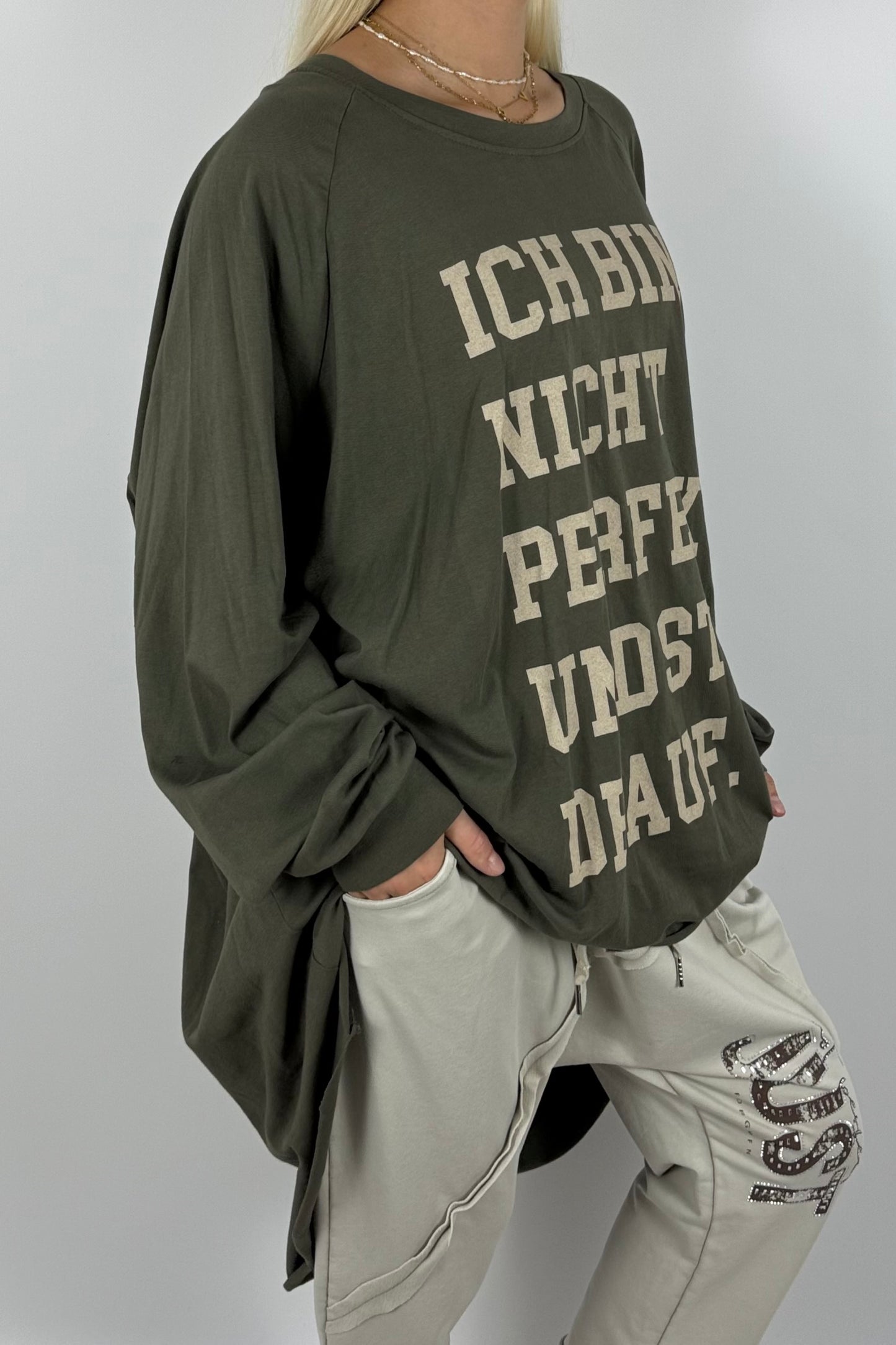 Oversize Longshirt mit Statement-Print - Khaki