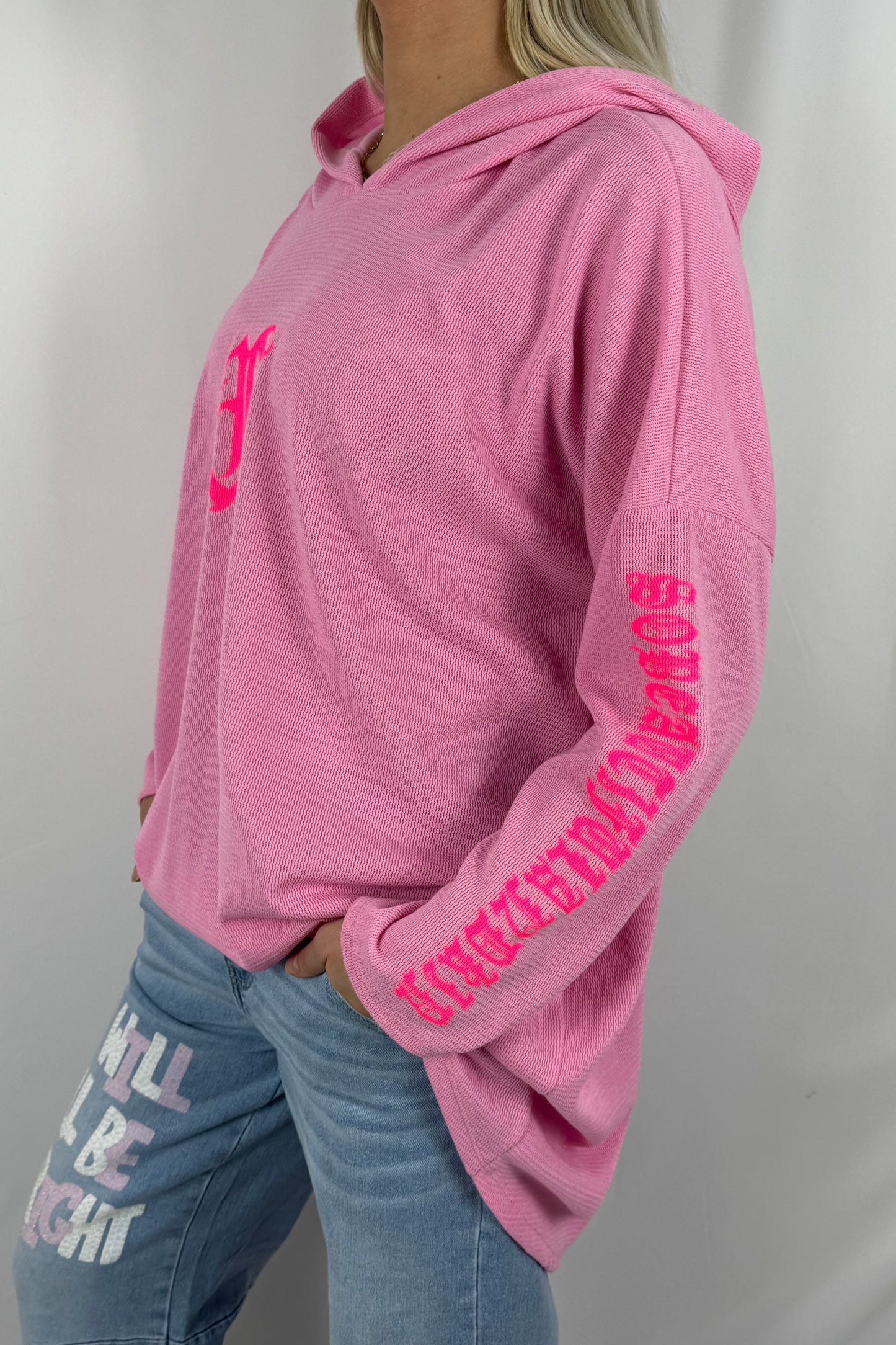 Damen Hoodie mit Frontprint und Schriftzug an den Ärmeln-Pink