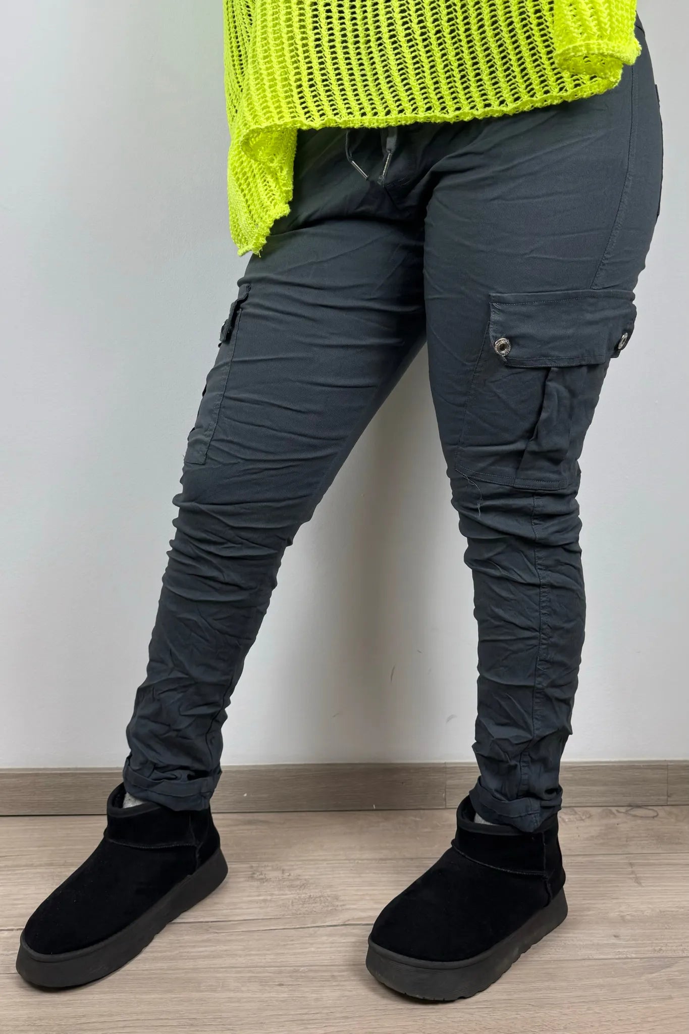 Slim Fit Damen-Cargohose – figurbetonter Schnitt