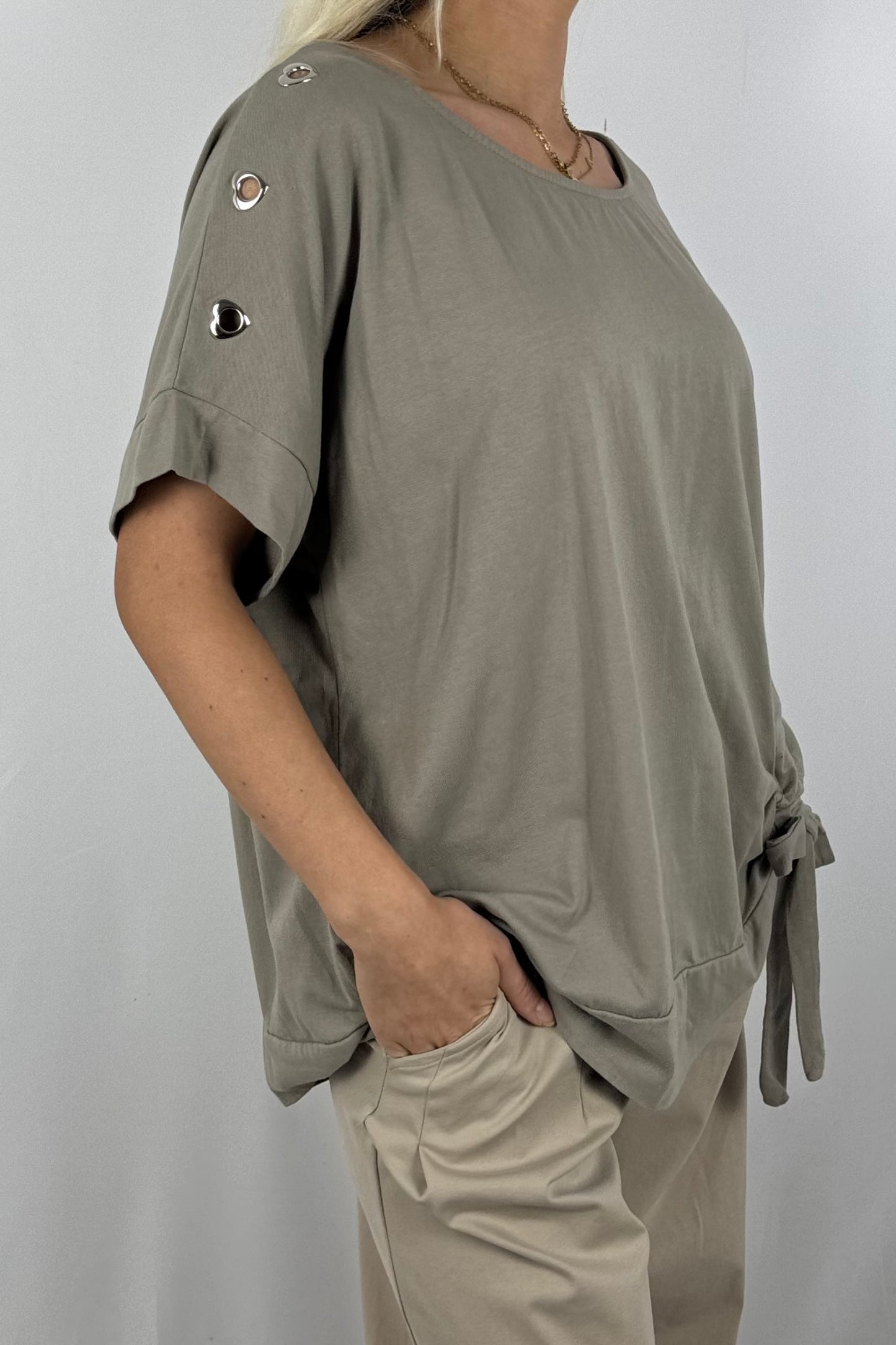 Shirt mit Raffdetail & Zierschnürung – lässig und modern-Mud