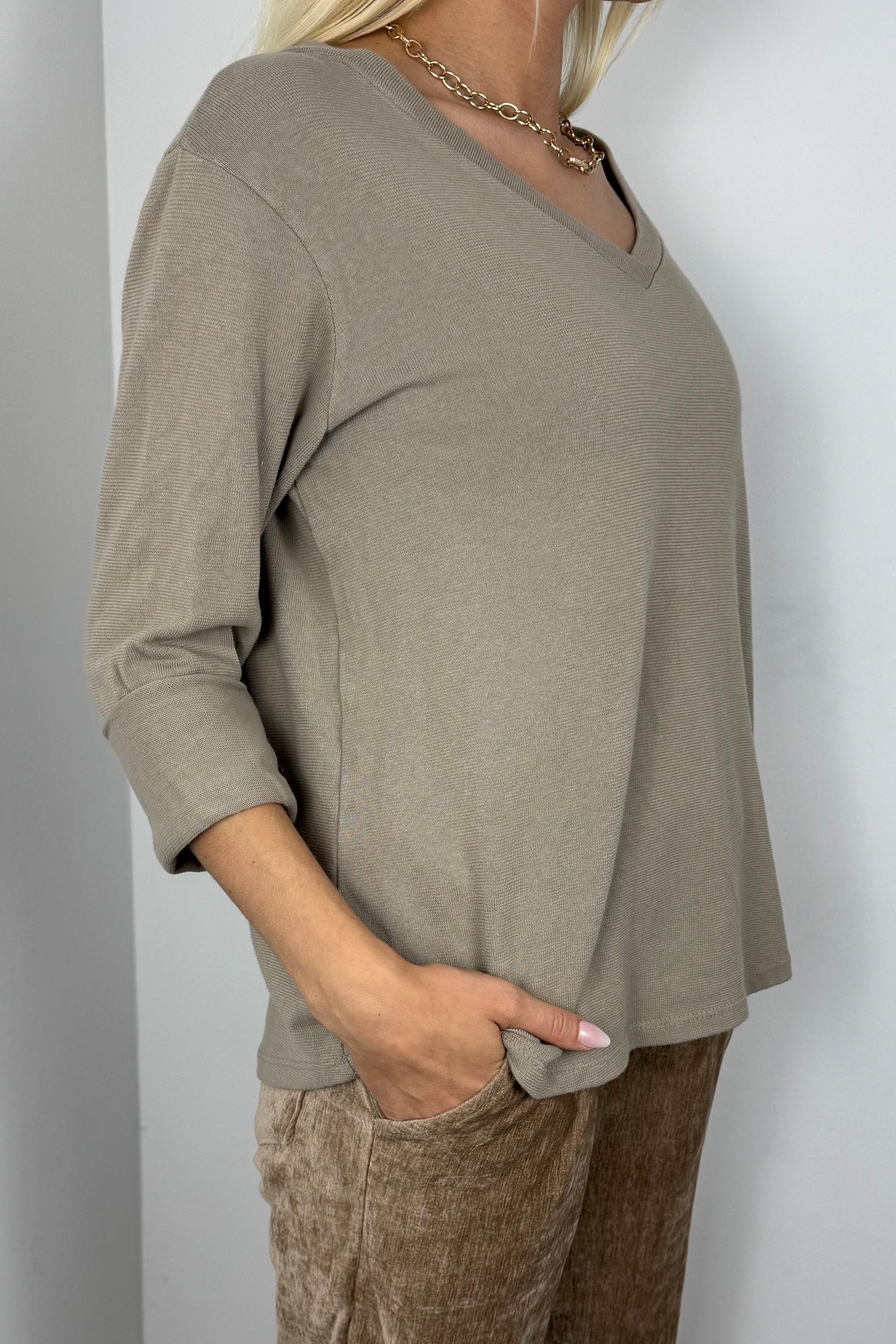 Shirt mit V-Ausschnitt