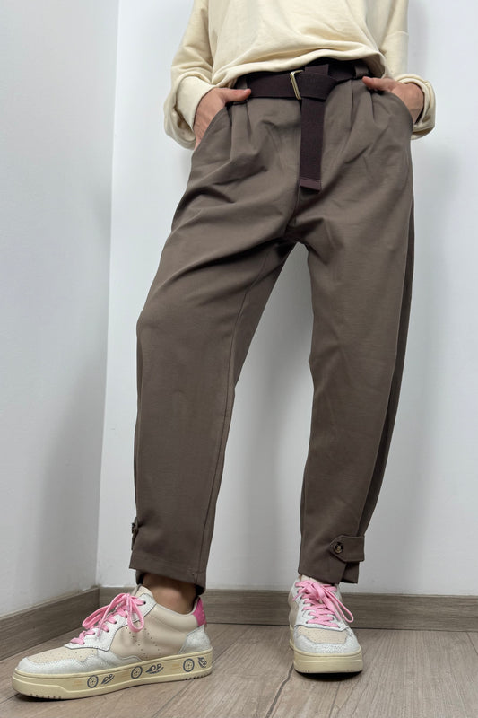 Paperbag-Hose mit Gürtel-Mud