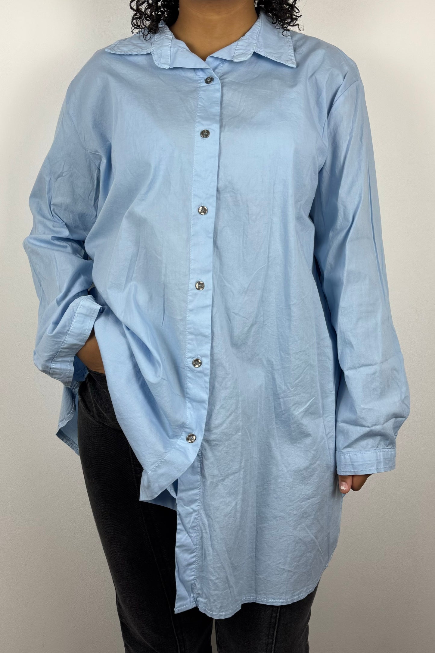Damenbluse im Oversize-Look – luftig & modern