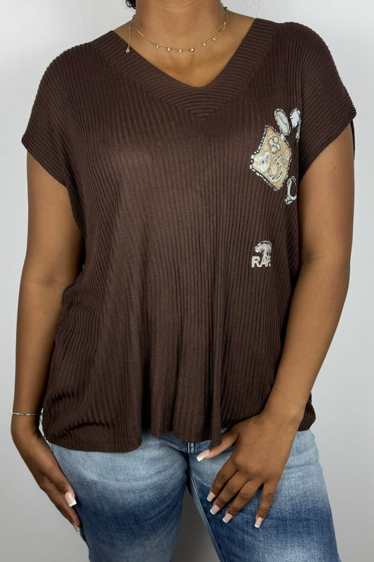 Rippstrick-Shirt mit Glitzerapplikationen und V-Ausschnitt