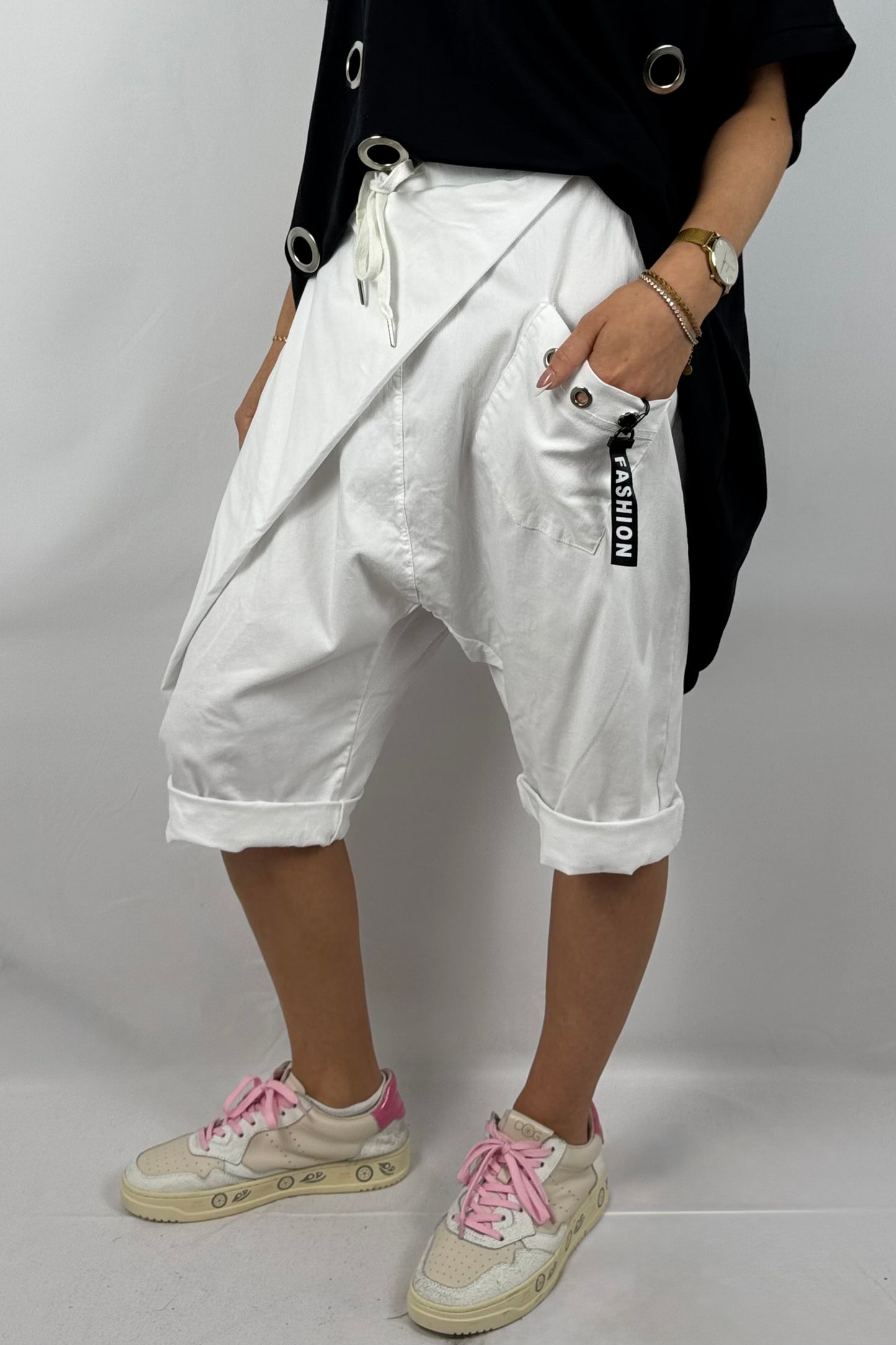 Bermuda-Shorts mit elastischem Bund-Weiß