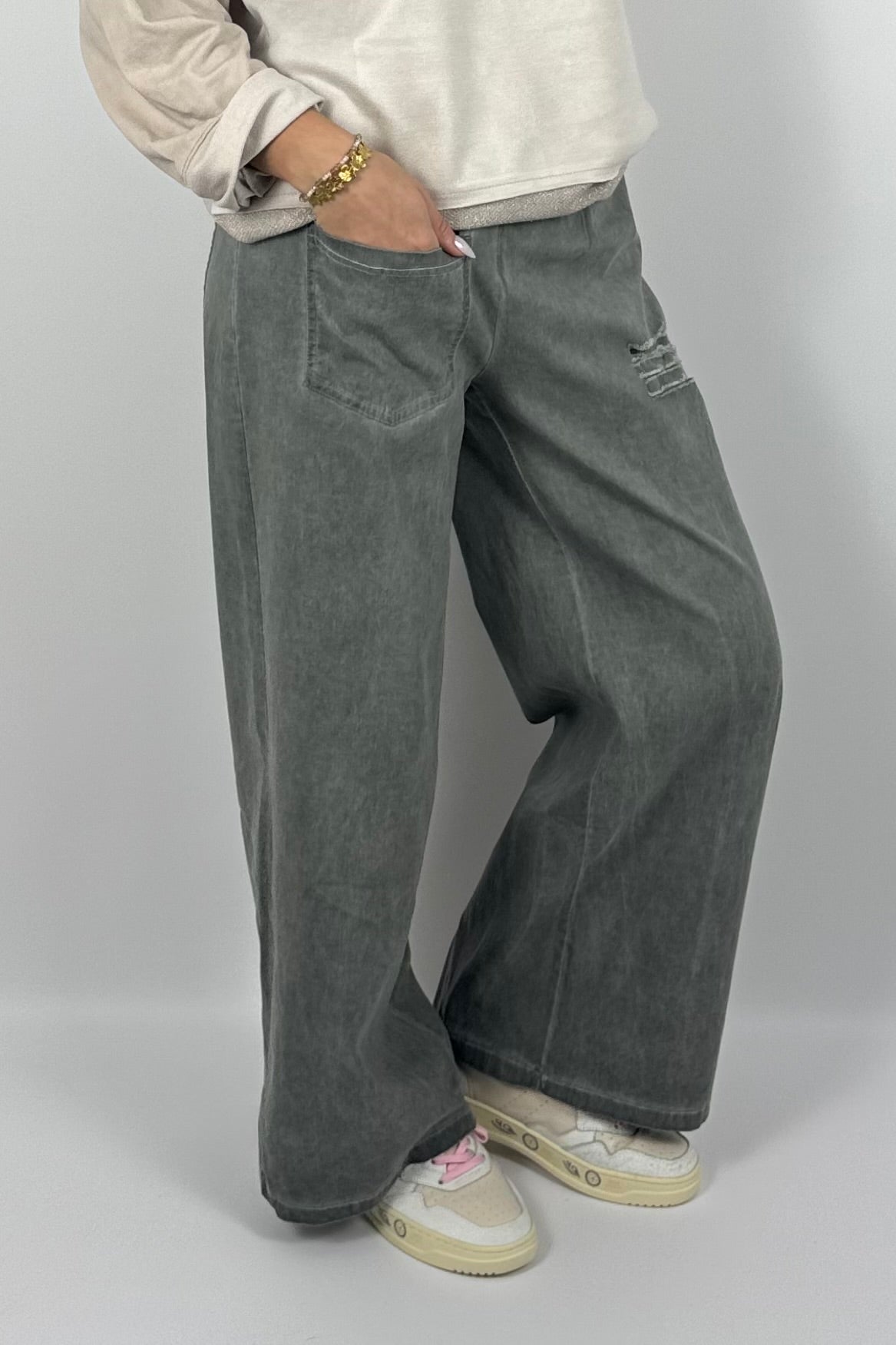 Damen Wide-Leg Hose mit Destroyed-Details – Khaki