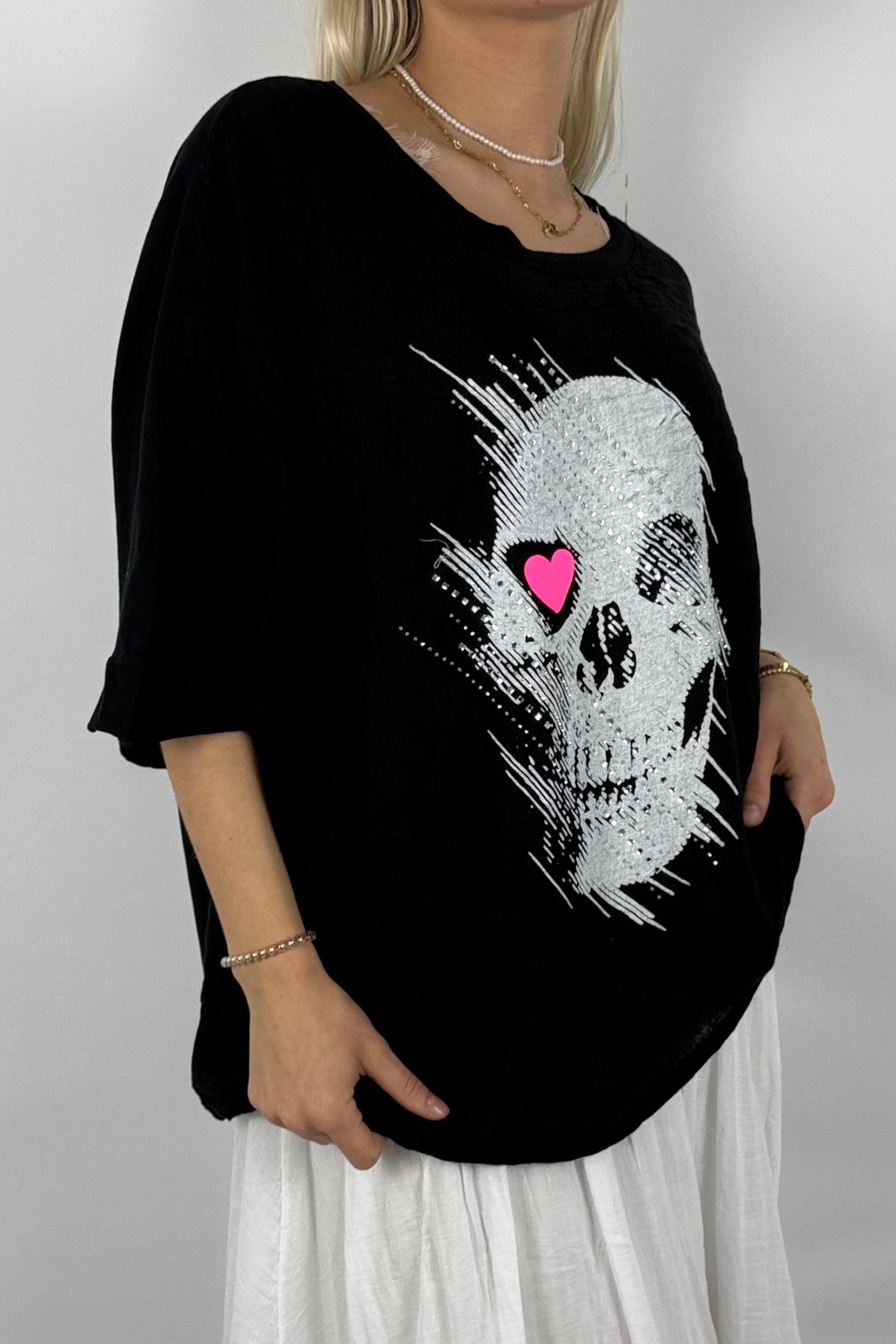 Oversize Shirt mit Skull & Herz Print – Leinenmix-Schwarz
