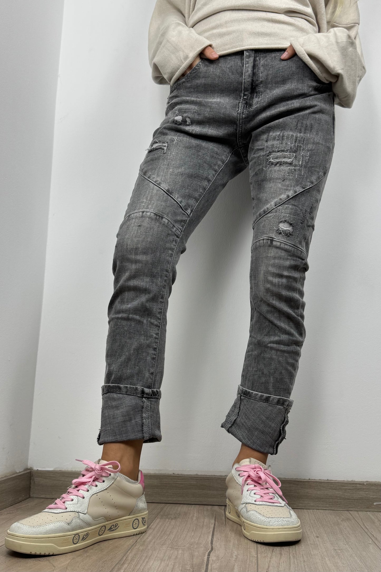 Damen Jeans mit Used-Look und Biker-Details