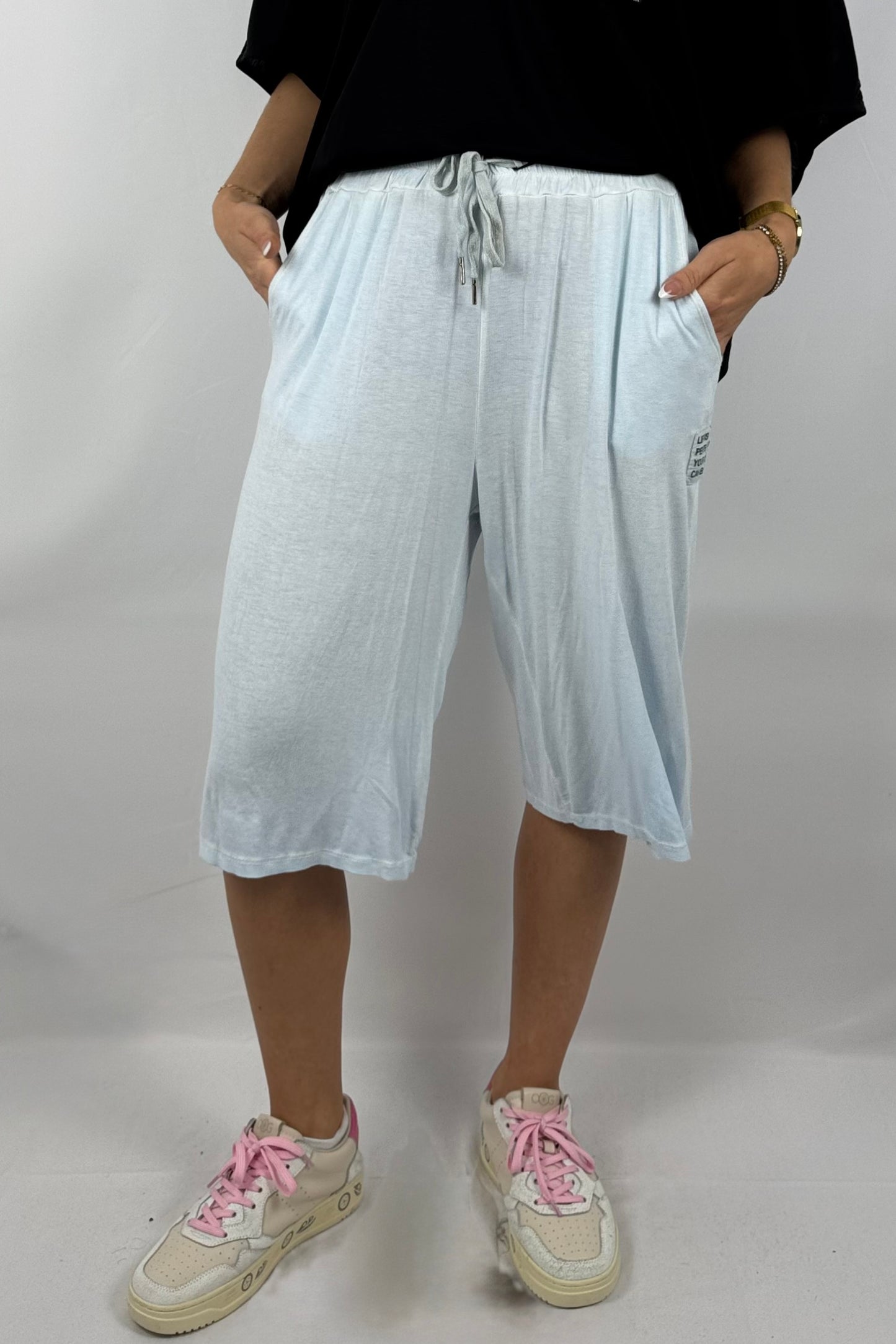 Jersey-Shorts mit Statement-Tasche-Hellblau