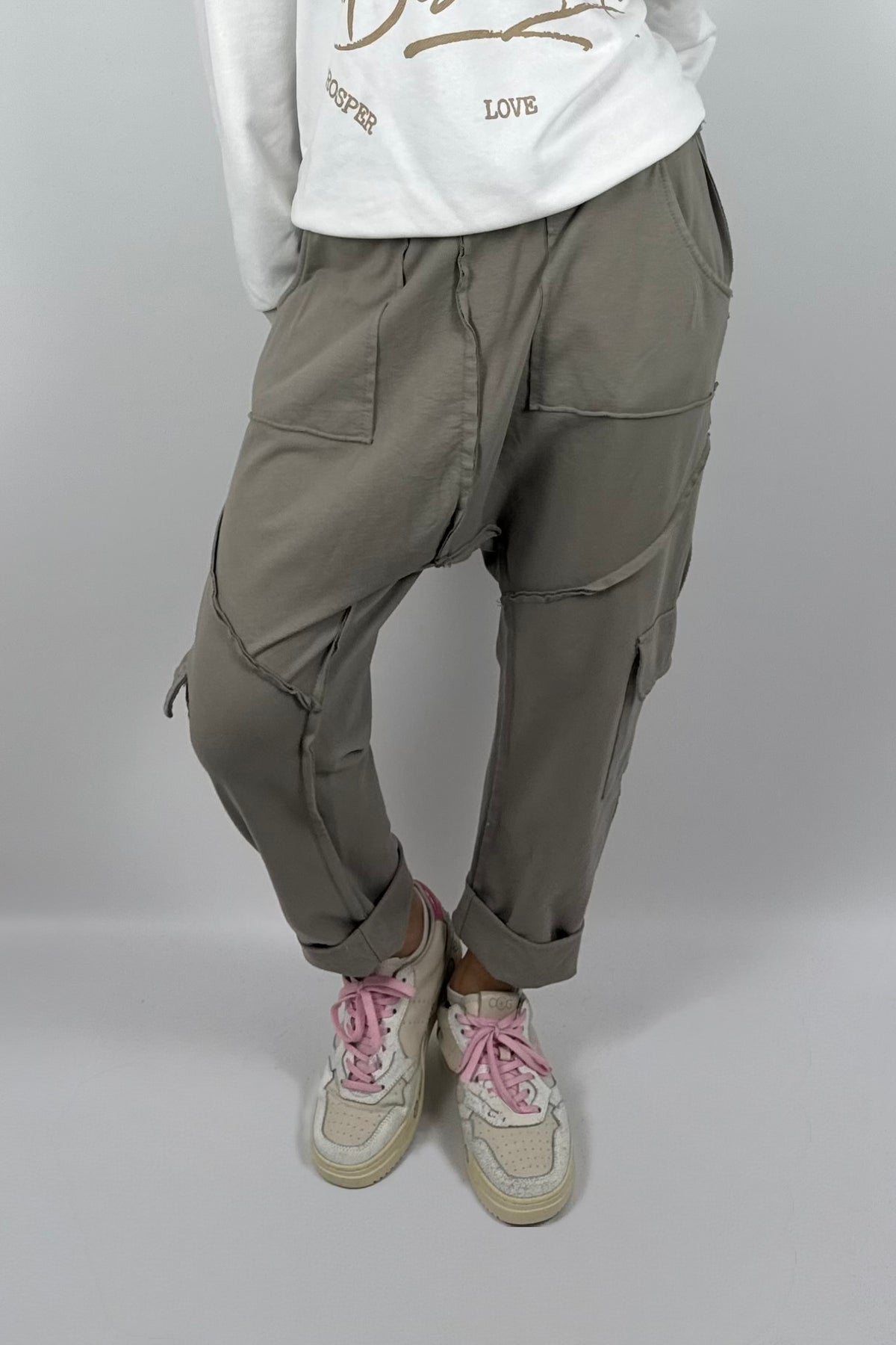 Damen-Cargohose mit tiefem Schritt und Ziernähten-Mud