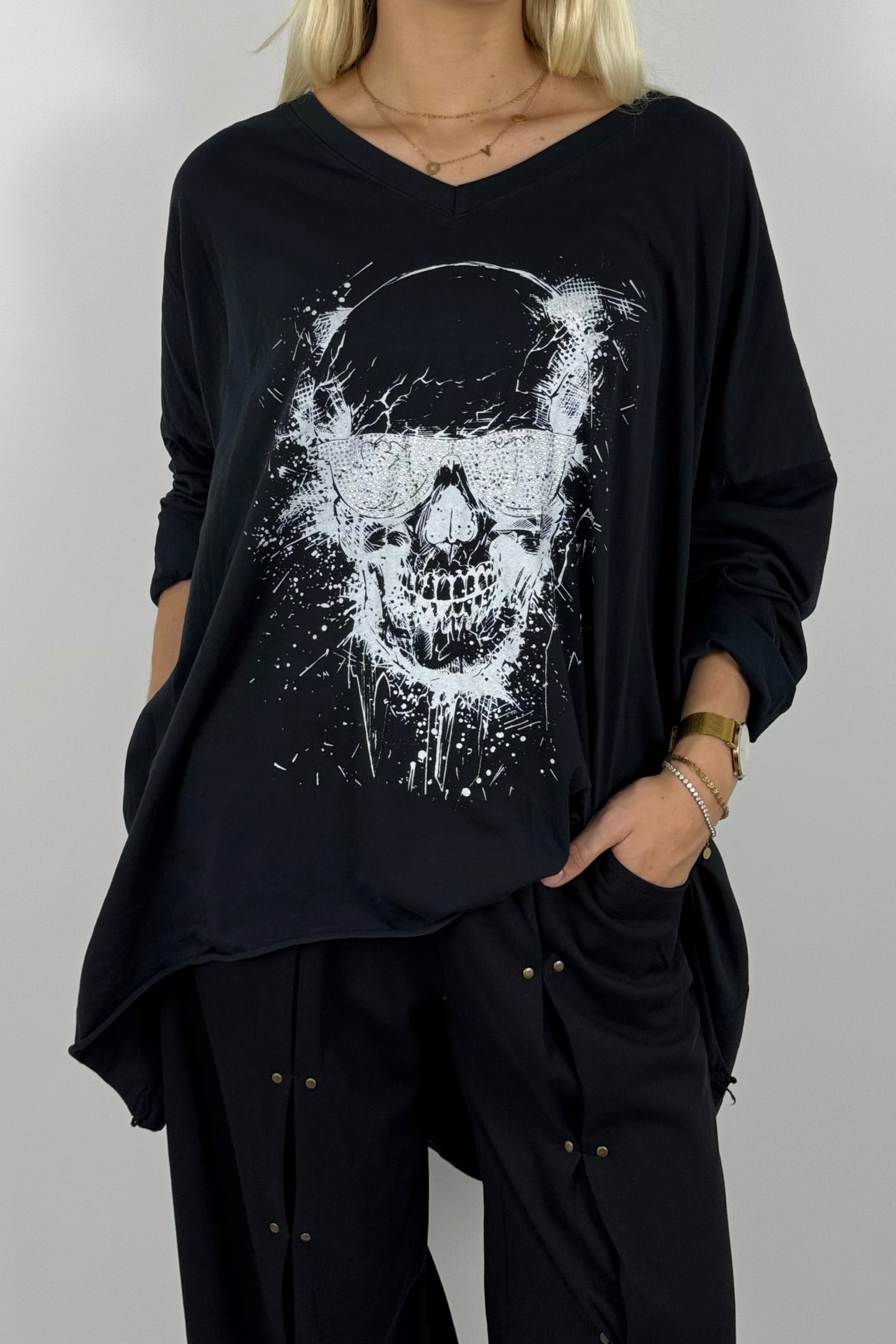 Oversize Damen Shirt mit Totenkopf-Print-Schwarz