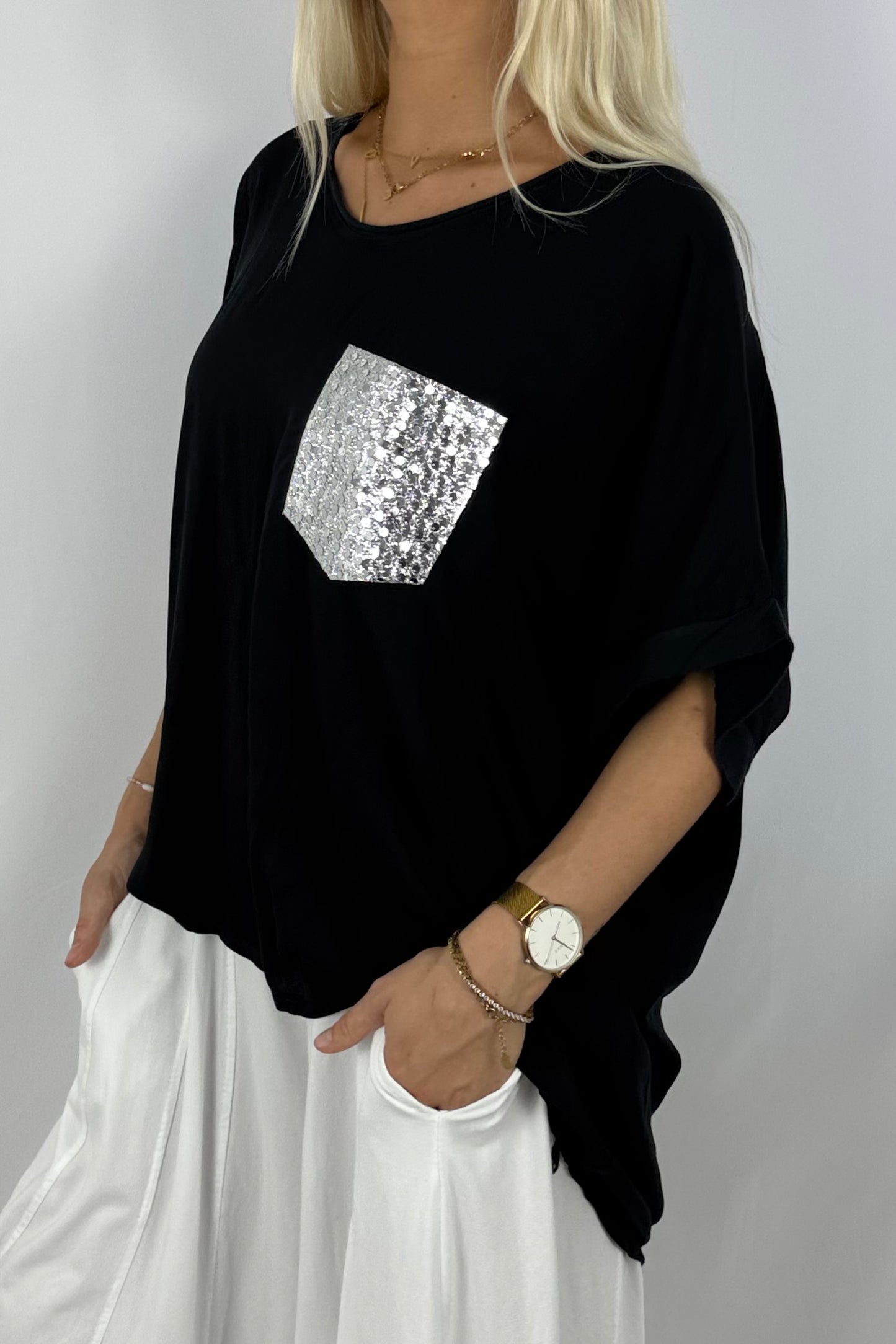 Oversize Shirt mit Pailletten-Brusttasche-Schwarz
