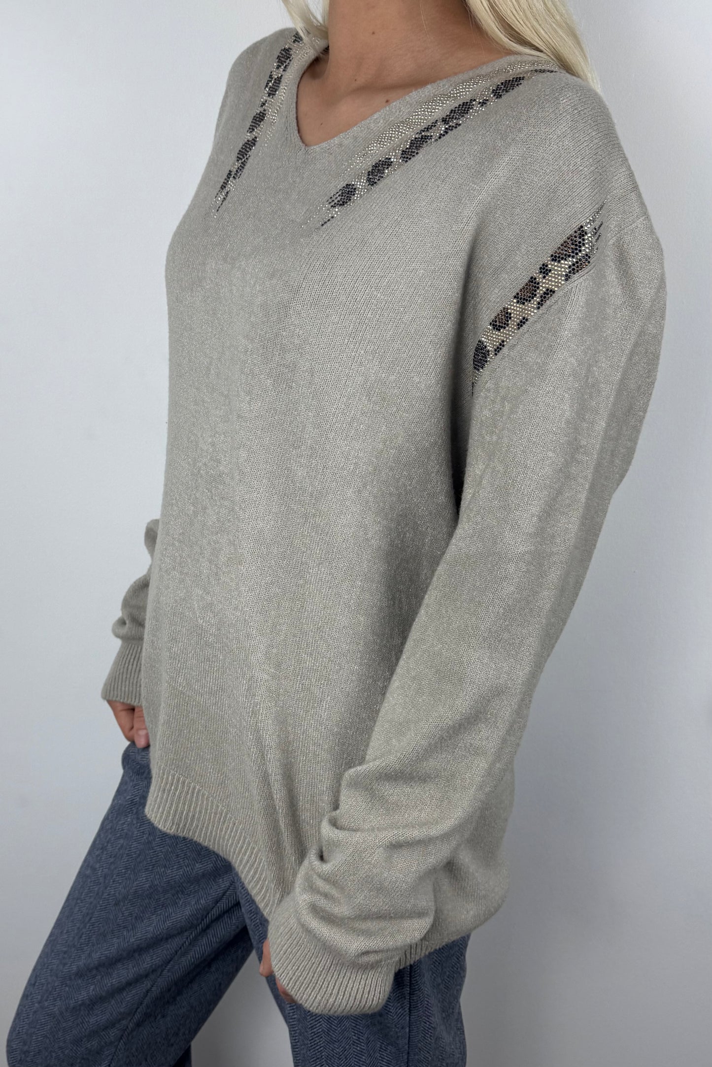 Feinstrick Pullover mit Glitzer-Details und V-Ausschnitt-Beige