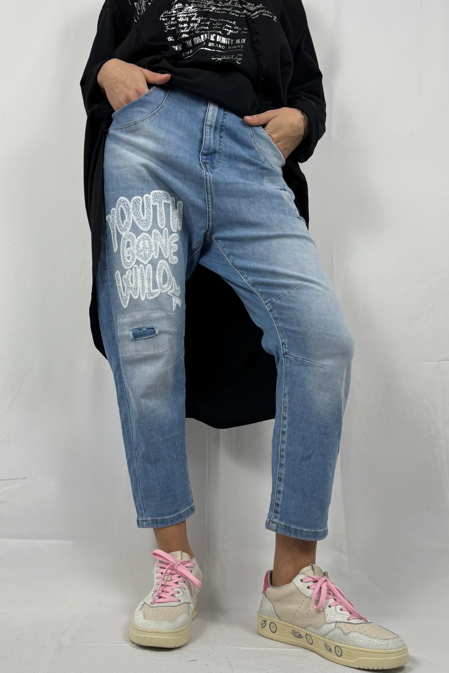 Damen Jeans mit Youth Gone Wild Print