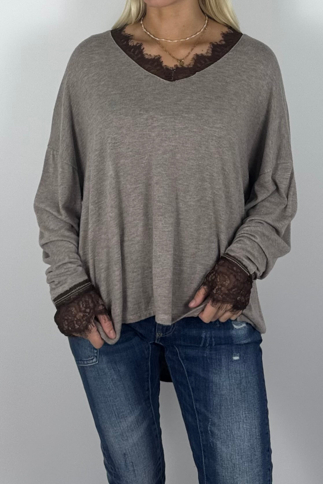 Damen Oversize Shirt mit Spitzen-Details –Mud