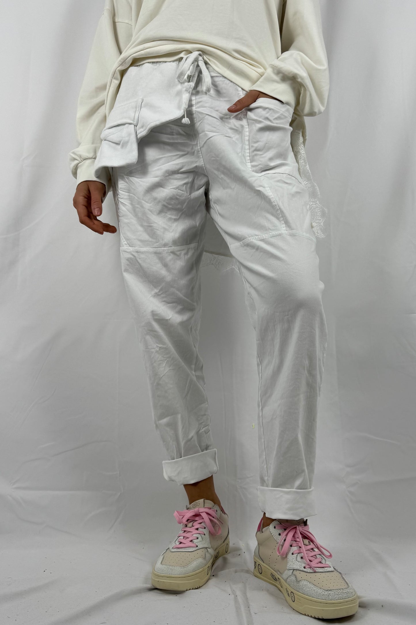 Damen Hose mit Elastikbund & Taschen-Detail-Weiß