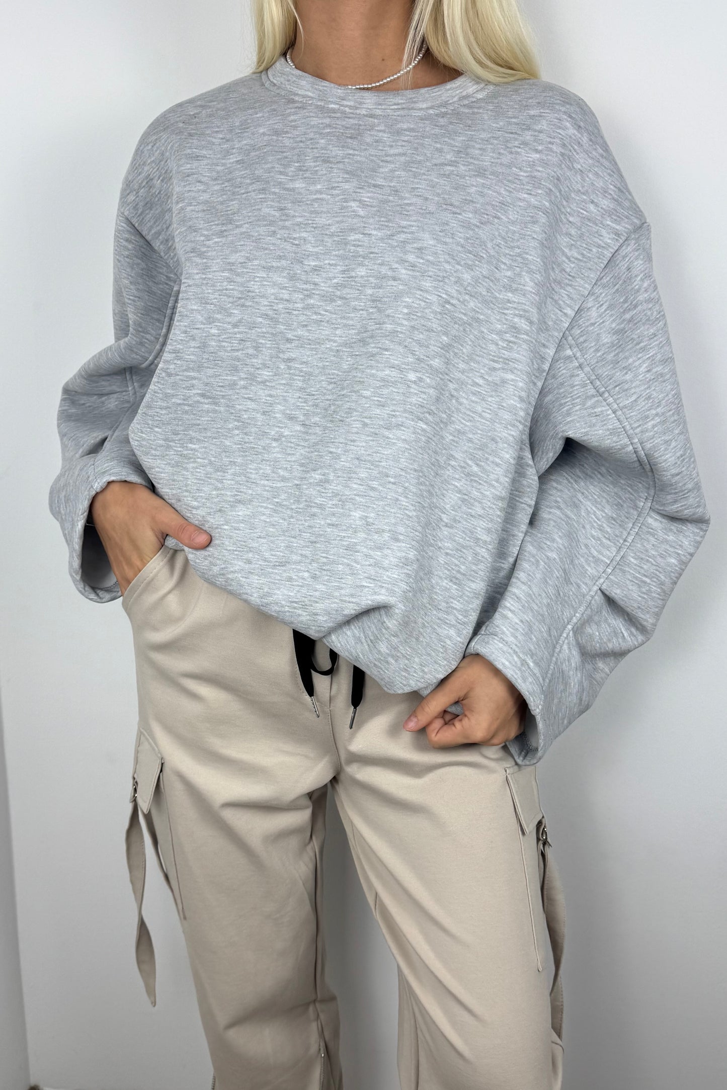 Damen Oversize Sweatshirt mit Rundhalsausschnitt –Hell Grau