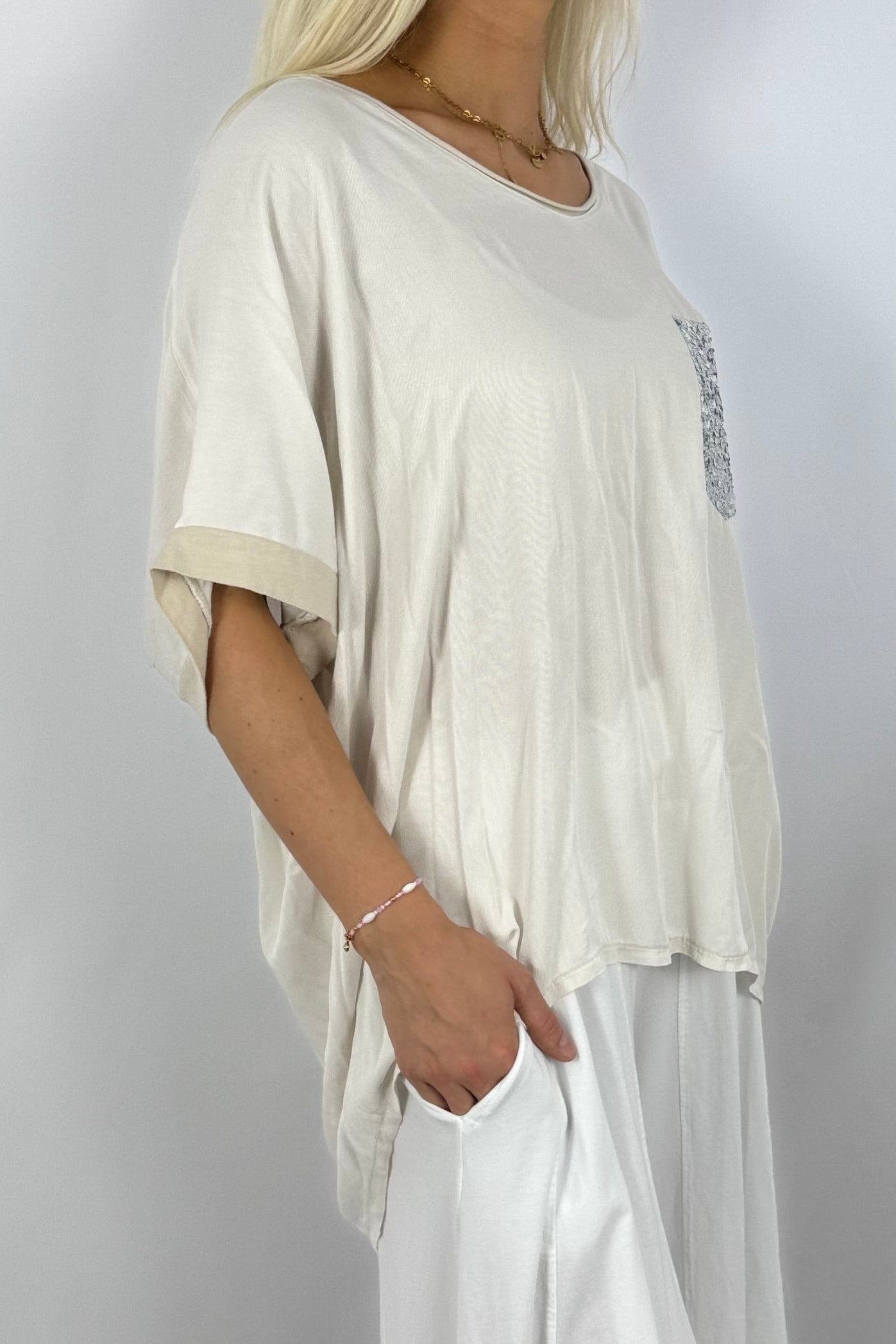 Oversize Shirt mit Pailletten-Brusttasche-Beige