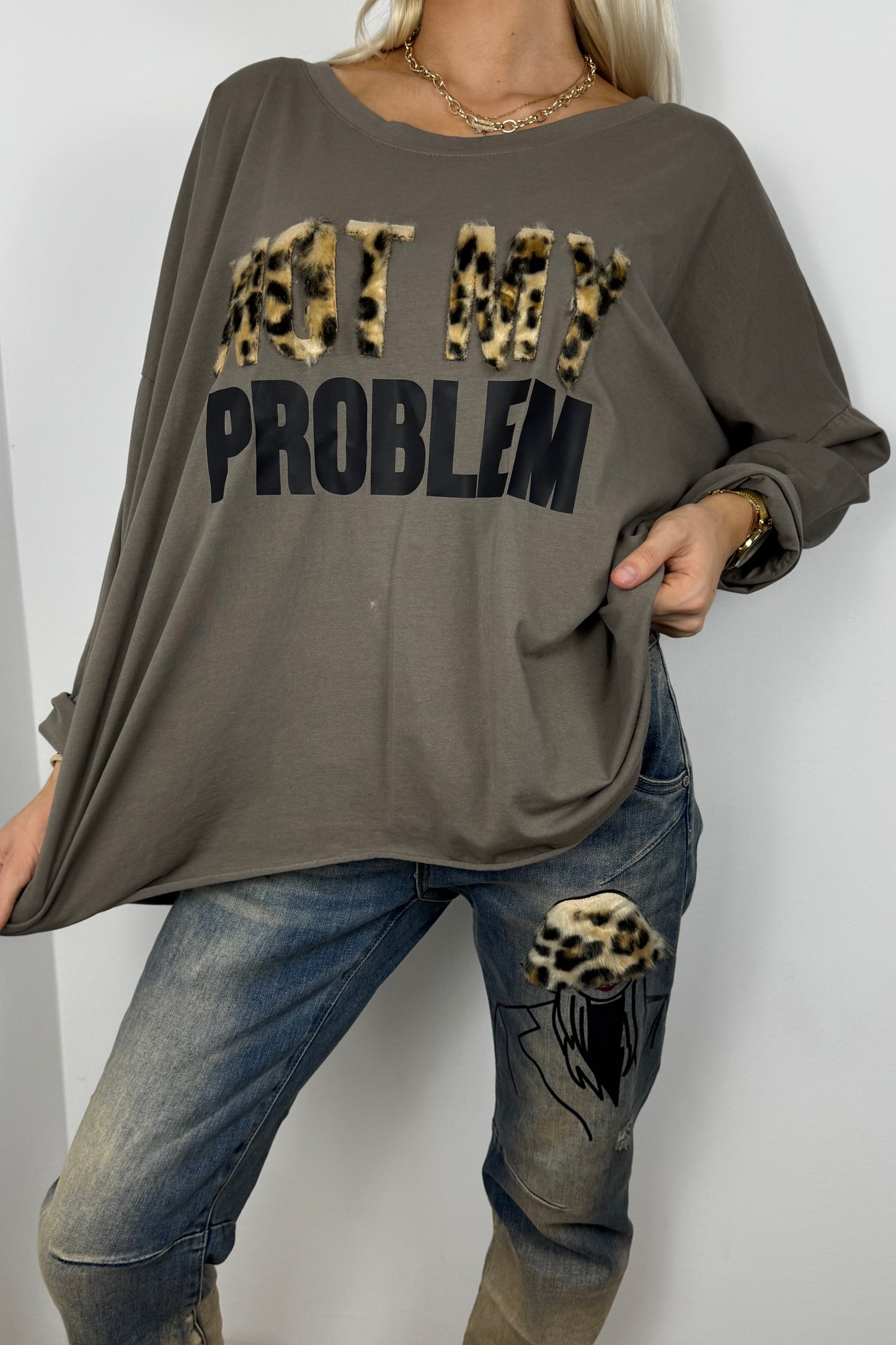 Locker geschnittenes Damen-Shirt mit Statement-Print-Braun