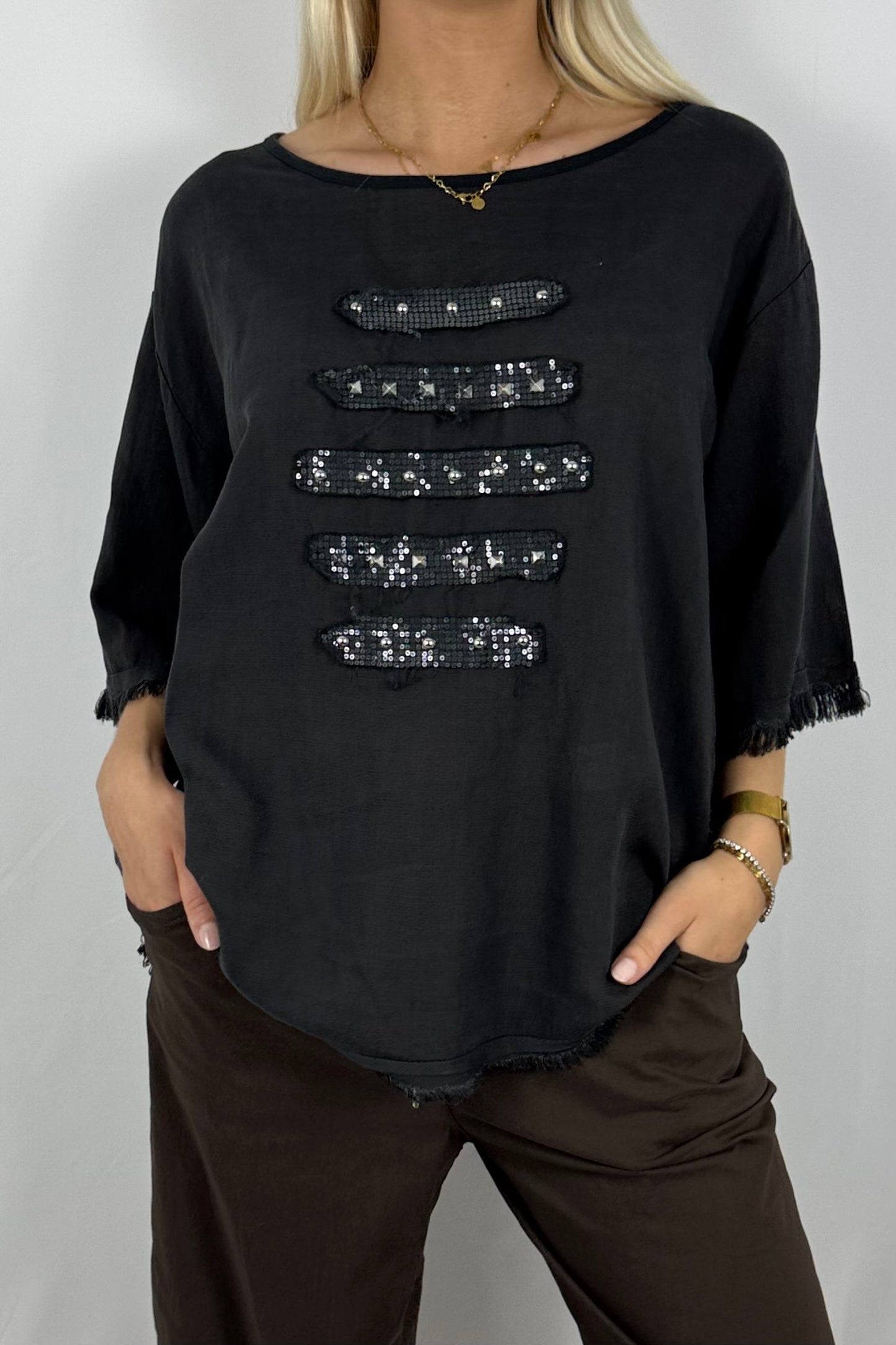 Leinen-Shirt mit Fransen & Nieten-Details-Schwarz