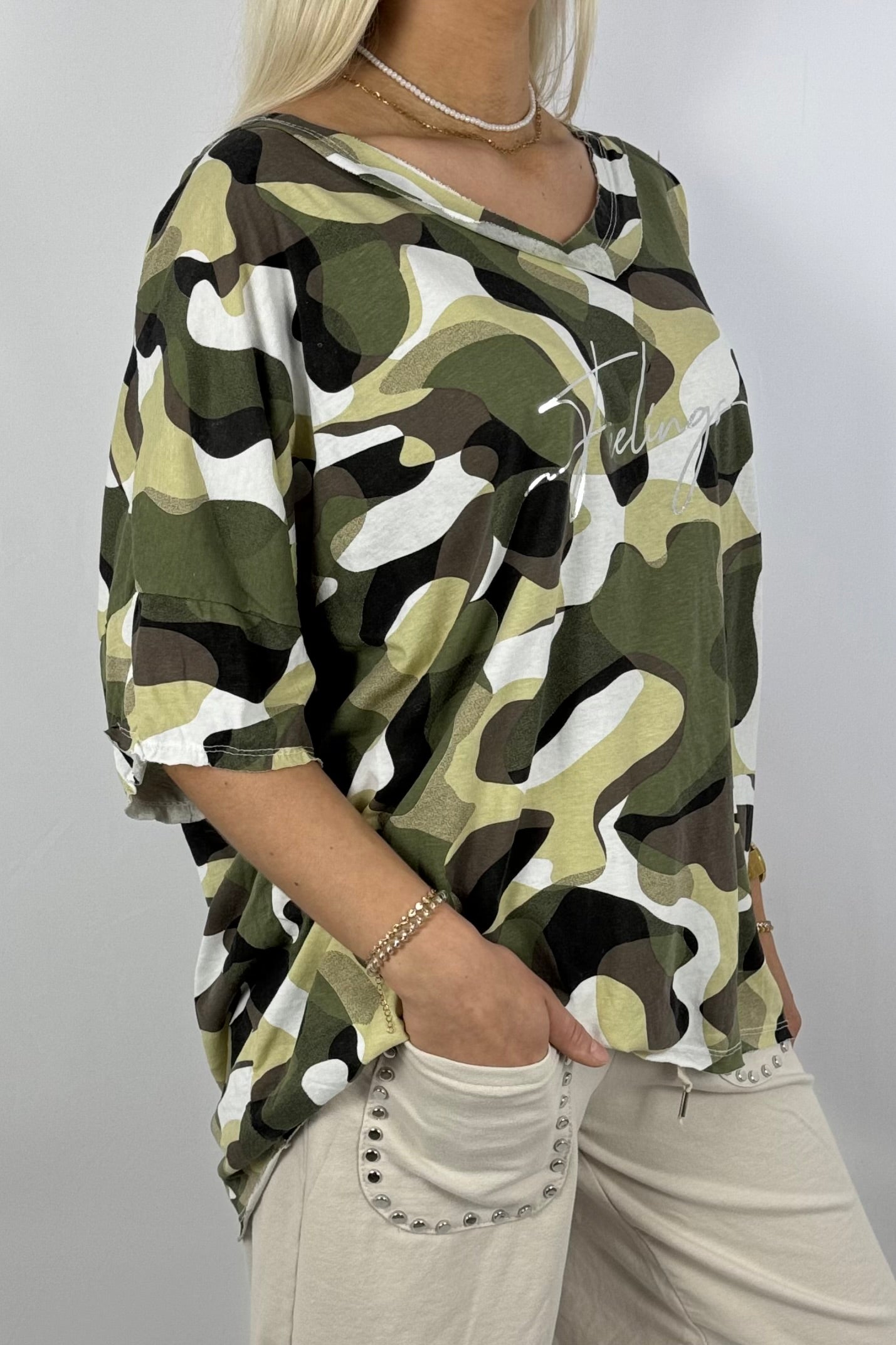 Oversize-Shirt im Camouflage-Look-Weiß