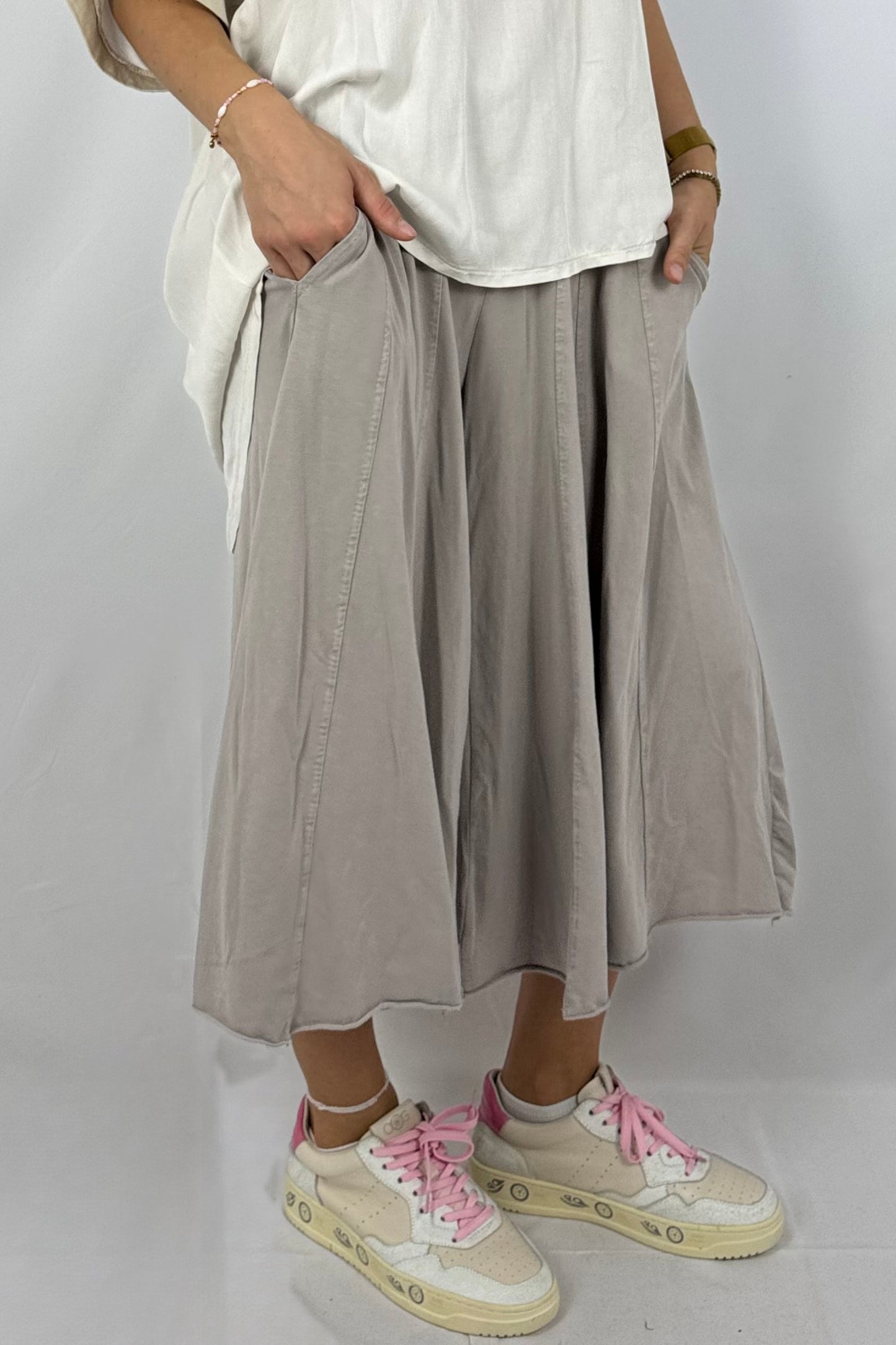 Lässige Oversize-Hose mit elastischem Bund-Mud