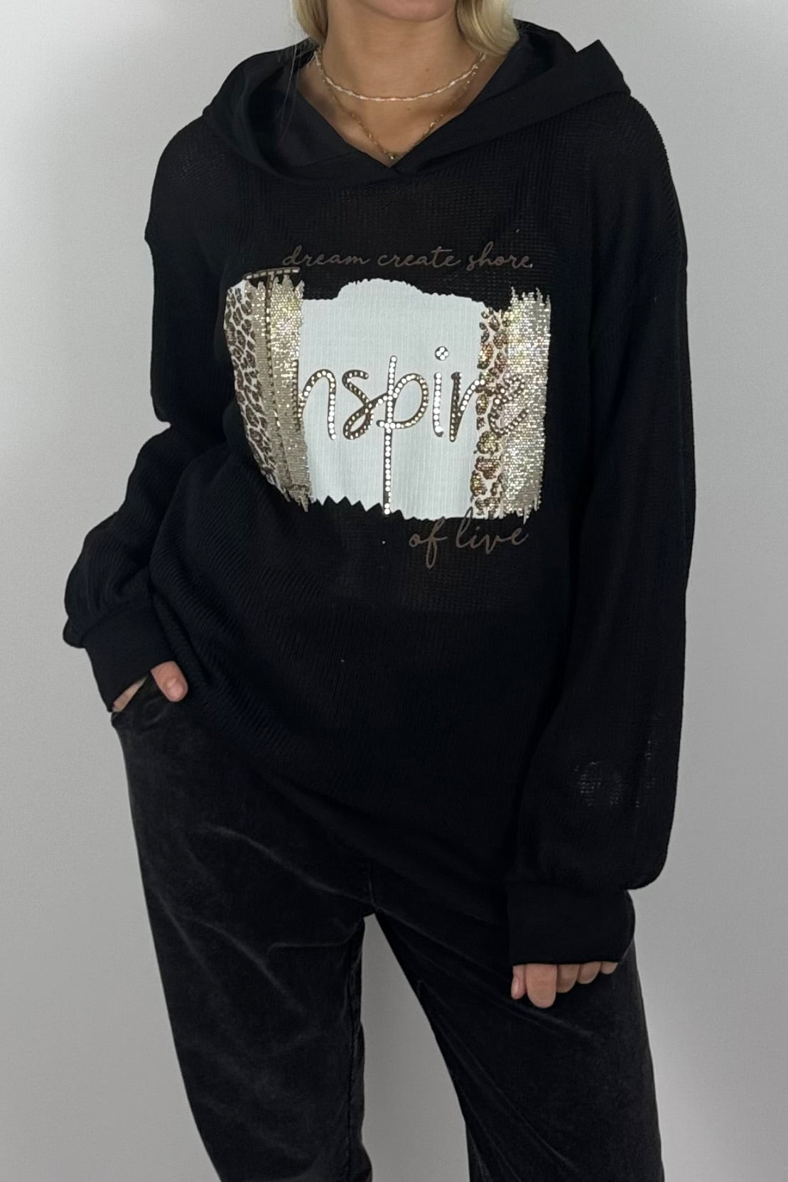 Damen Pullover mit Kapuze & Inspire-Print – Schwarz