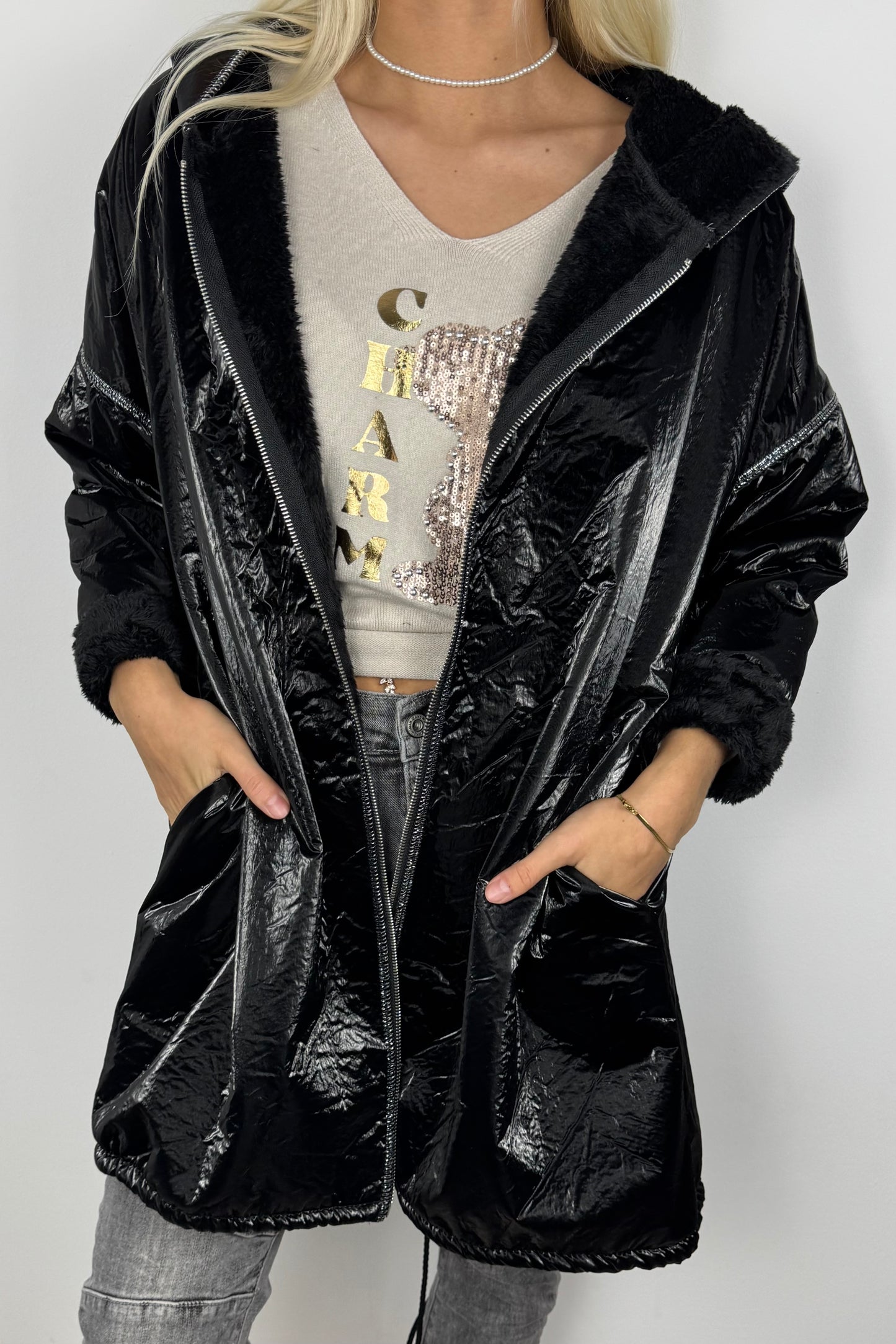 Damen Metallic-Jacke mit Teddyfutter und Reißverschluss –Schwarz