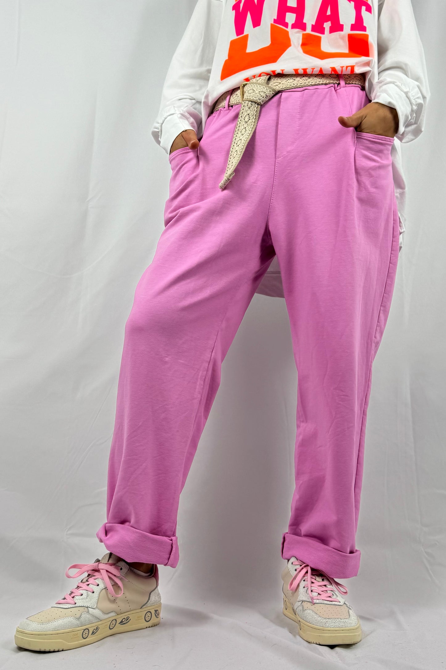 Hose mit Bindegürtel & lockerer Passform