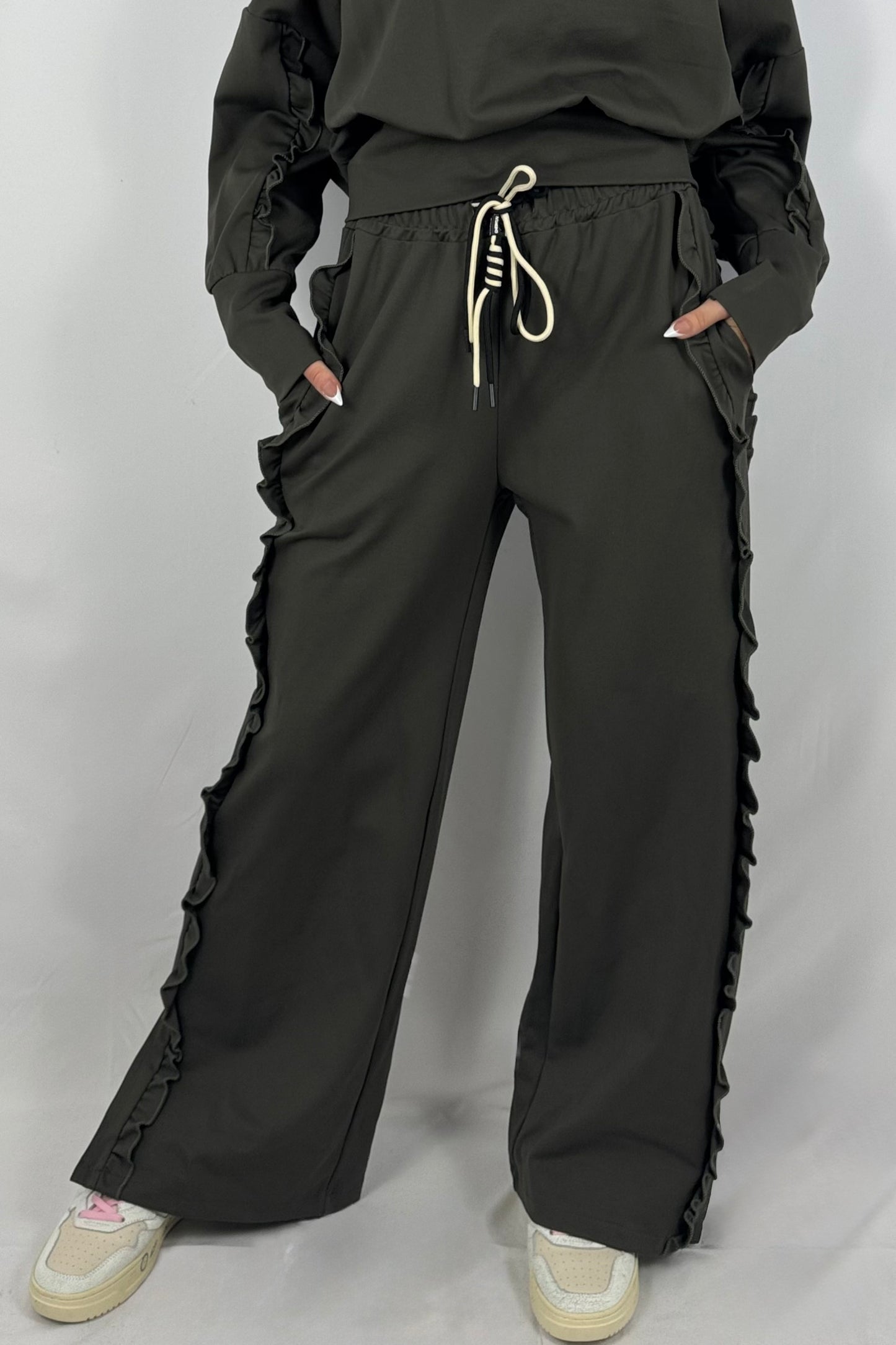 Lässige Hose mit Rüschen-Details-Khaki