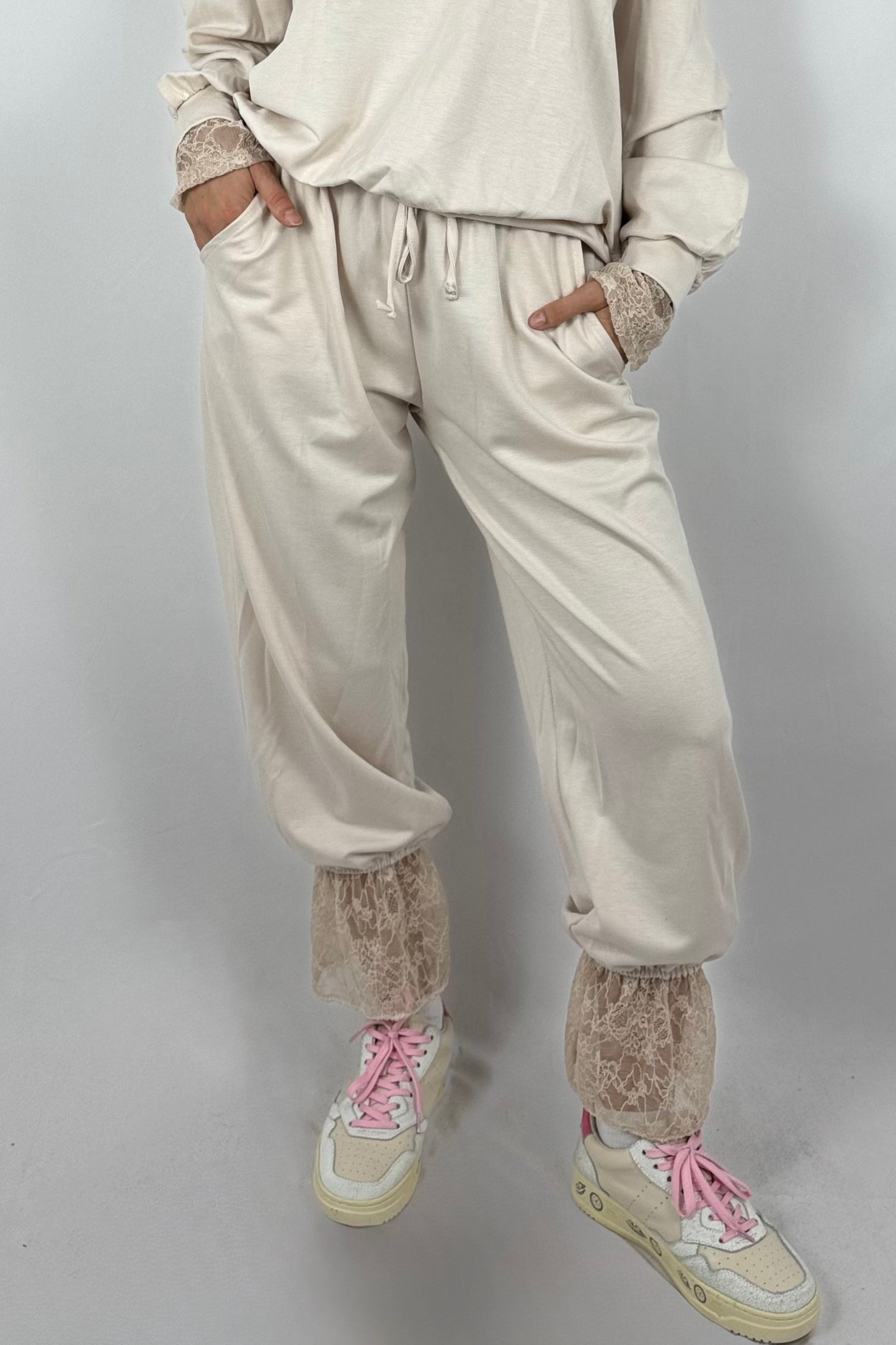 Damen Hose mit Spitze – Oversize-Beige