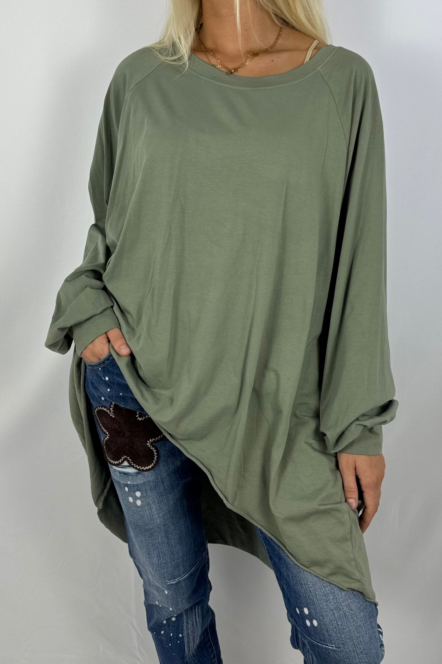 Oversize Longshirt „Wild at Heart“-Khaki