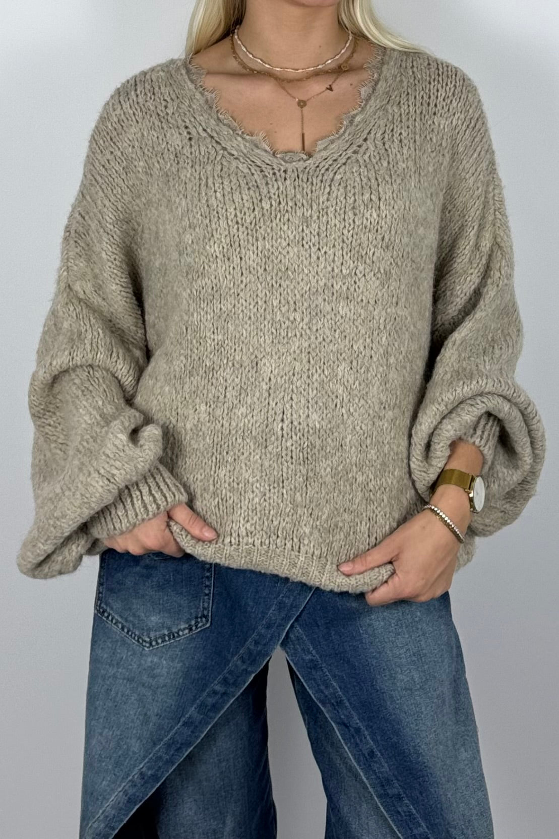 Damen Oversize Strickpullover mit V-Ausschnitt –Beige