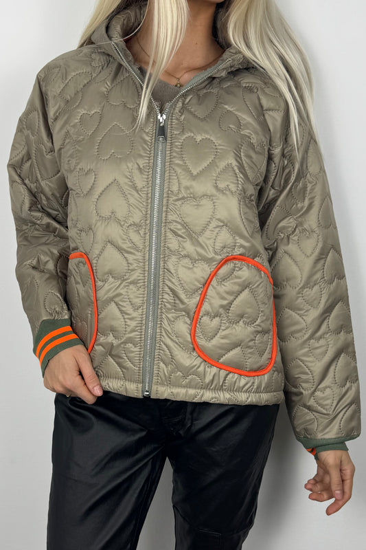 Leichte Steppjacke mit Herzmuster und Kapuze-Olive